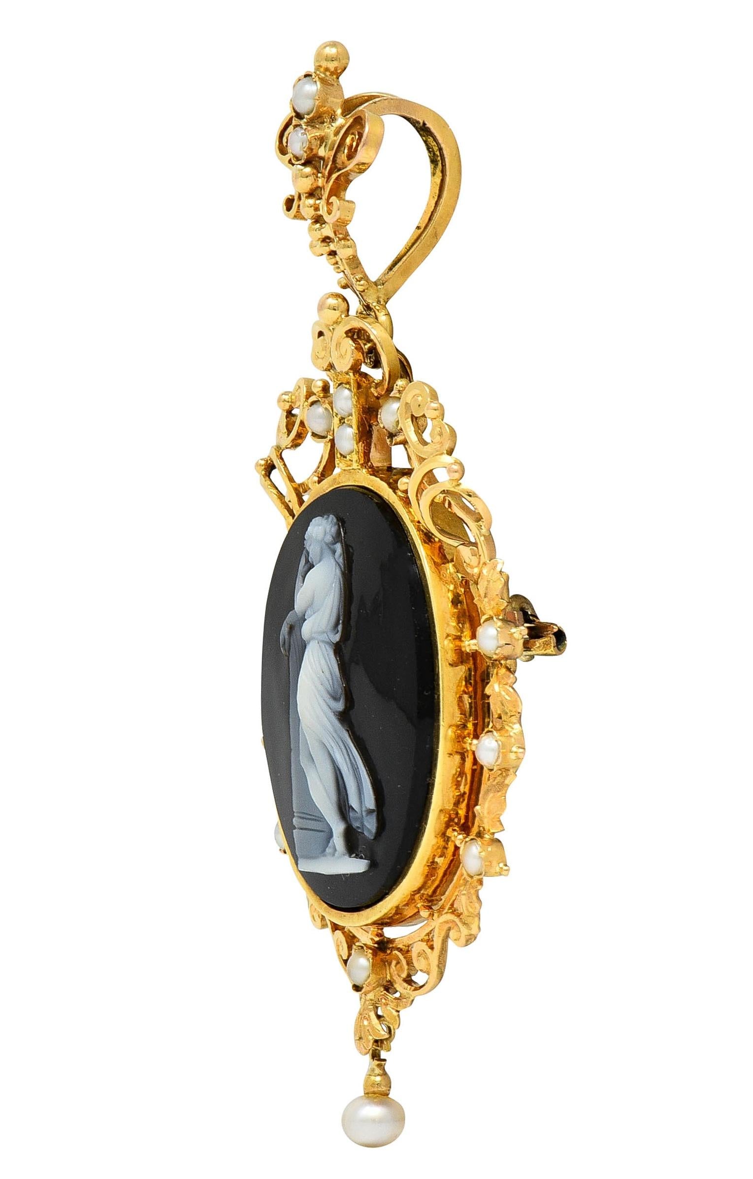 French Victorian Pearl Carved Agate Onyx 18 Karat Gold Antique Pendant Brooch