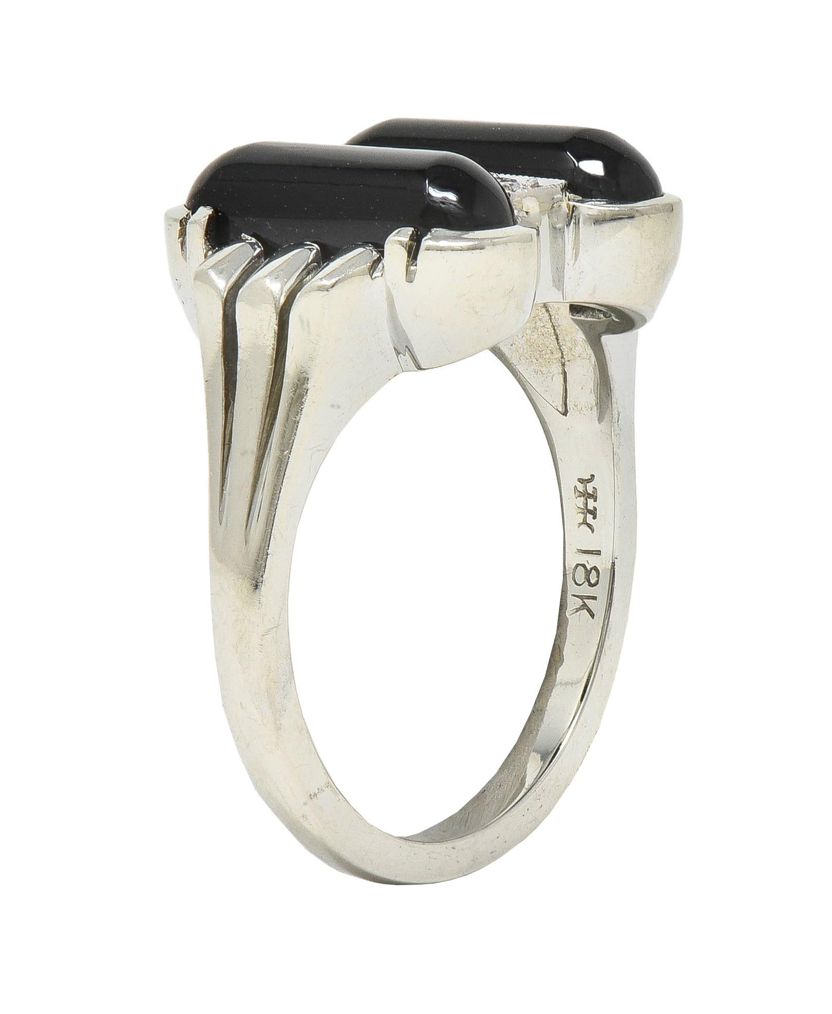 Helm & Hahn Co. Mid-Century Diamond Onyx 18 Karat White Gold Vintage Ring