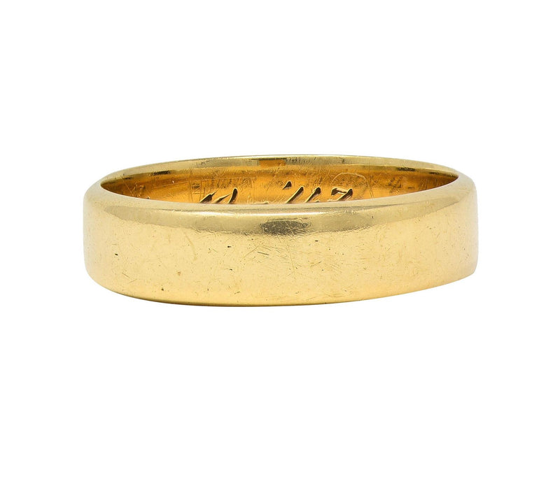 Retro 1943 14 Karat Yellow Gold Vintage Wedding Band Ring