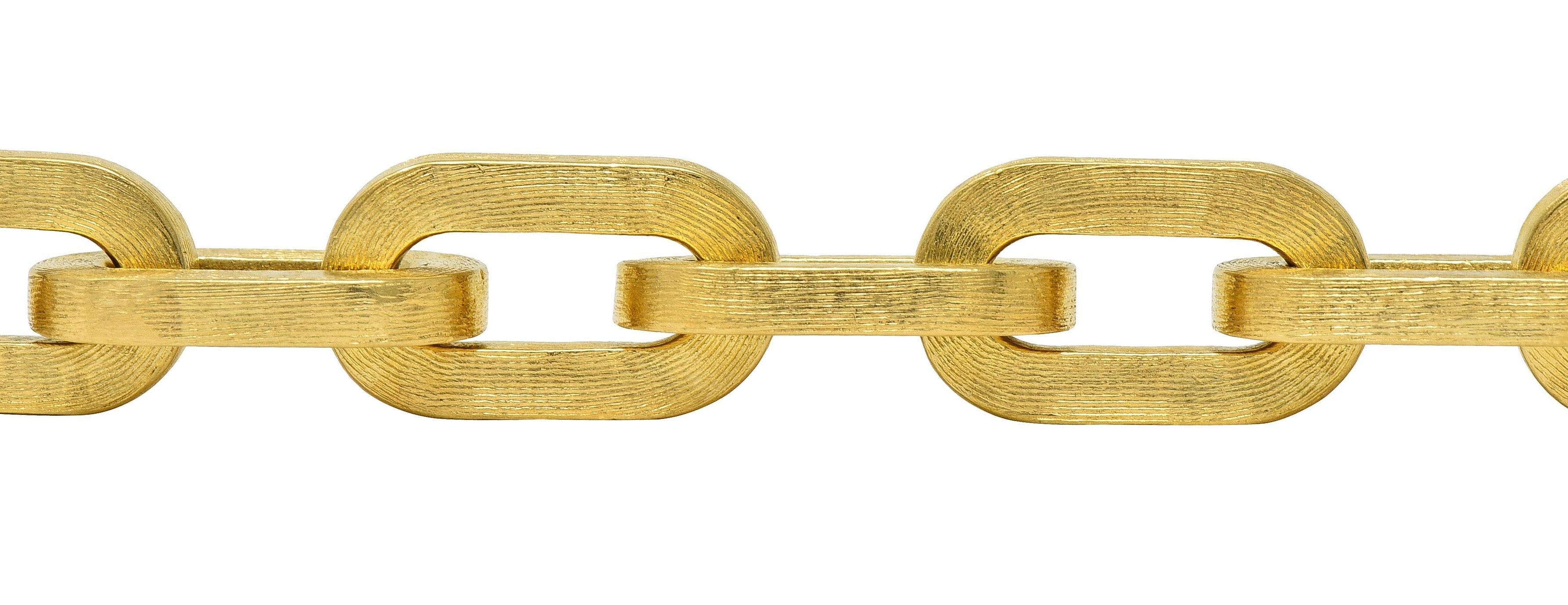 1970's 18 Karat Yellow Gold Vintage Brushed Cable Link Chain Bracelet