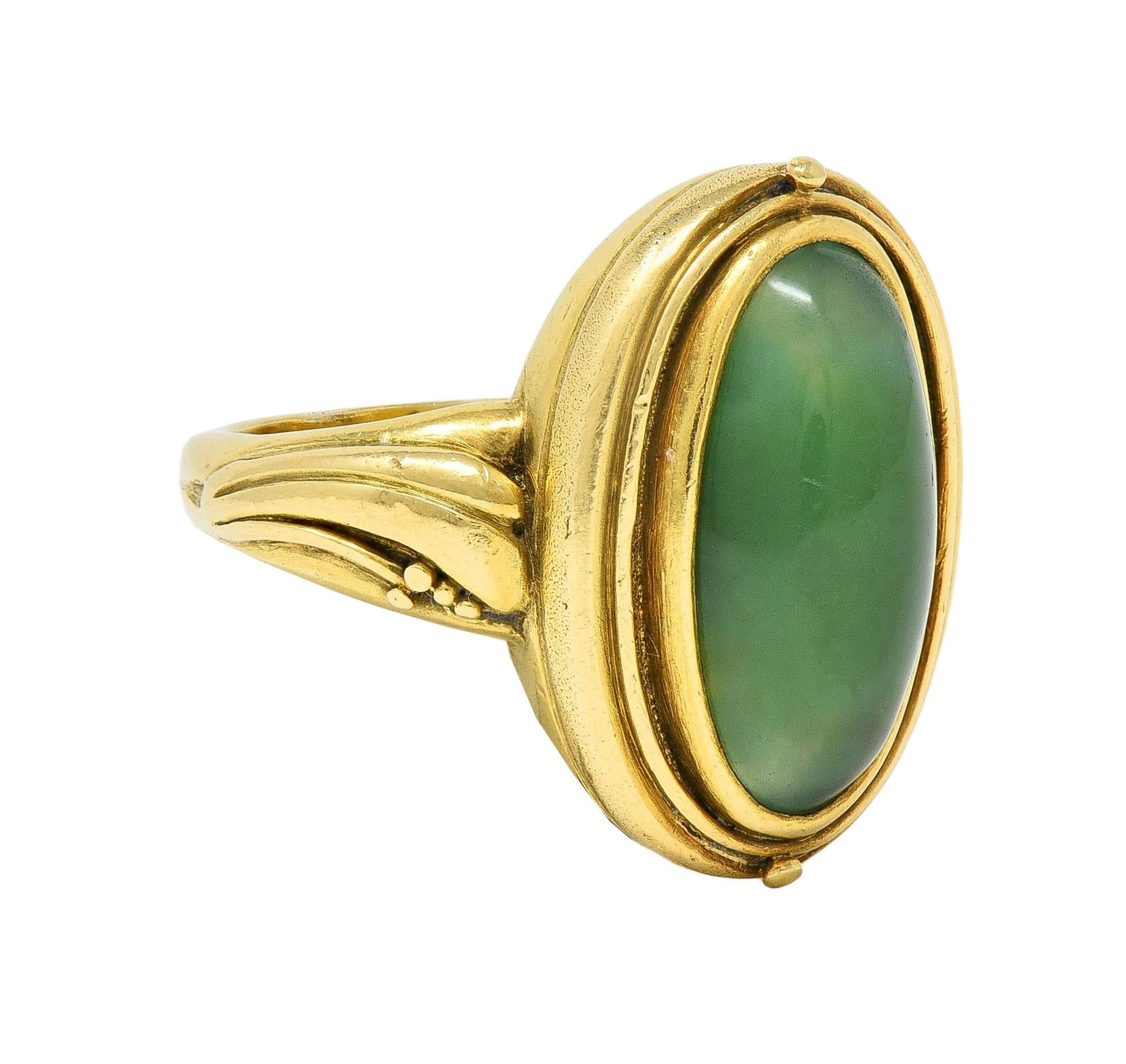 Art Nouveau Jadeite Jade 18 Karat Yellow Gold Antique Signet Ring