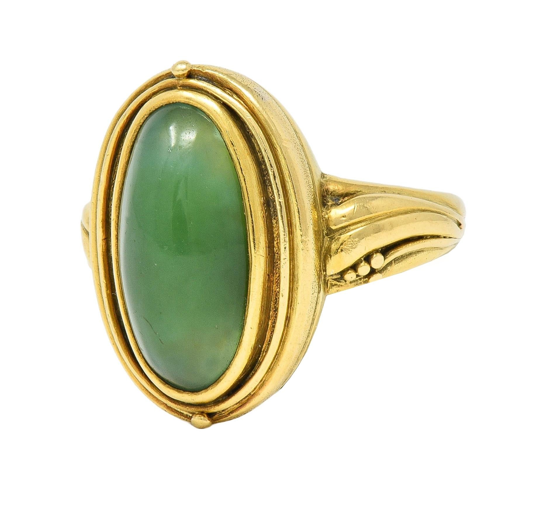 Art Nouveau Jadeite Jade 18 Karat Yellow Gold Antique Signet Ring