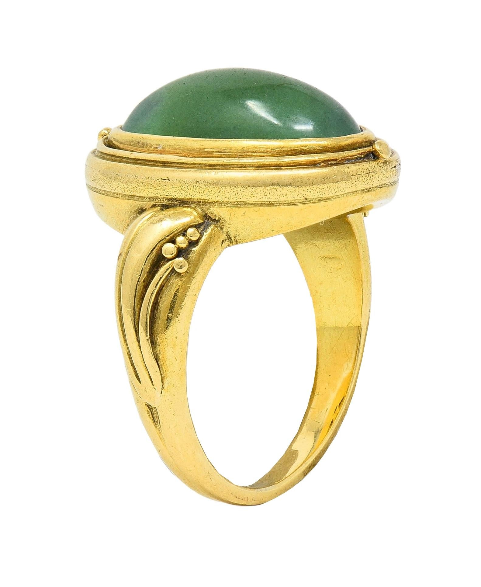 Art Nouveau Jadeite Jade 18 Karat Yellow Gold Antique Signet Ring