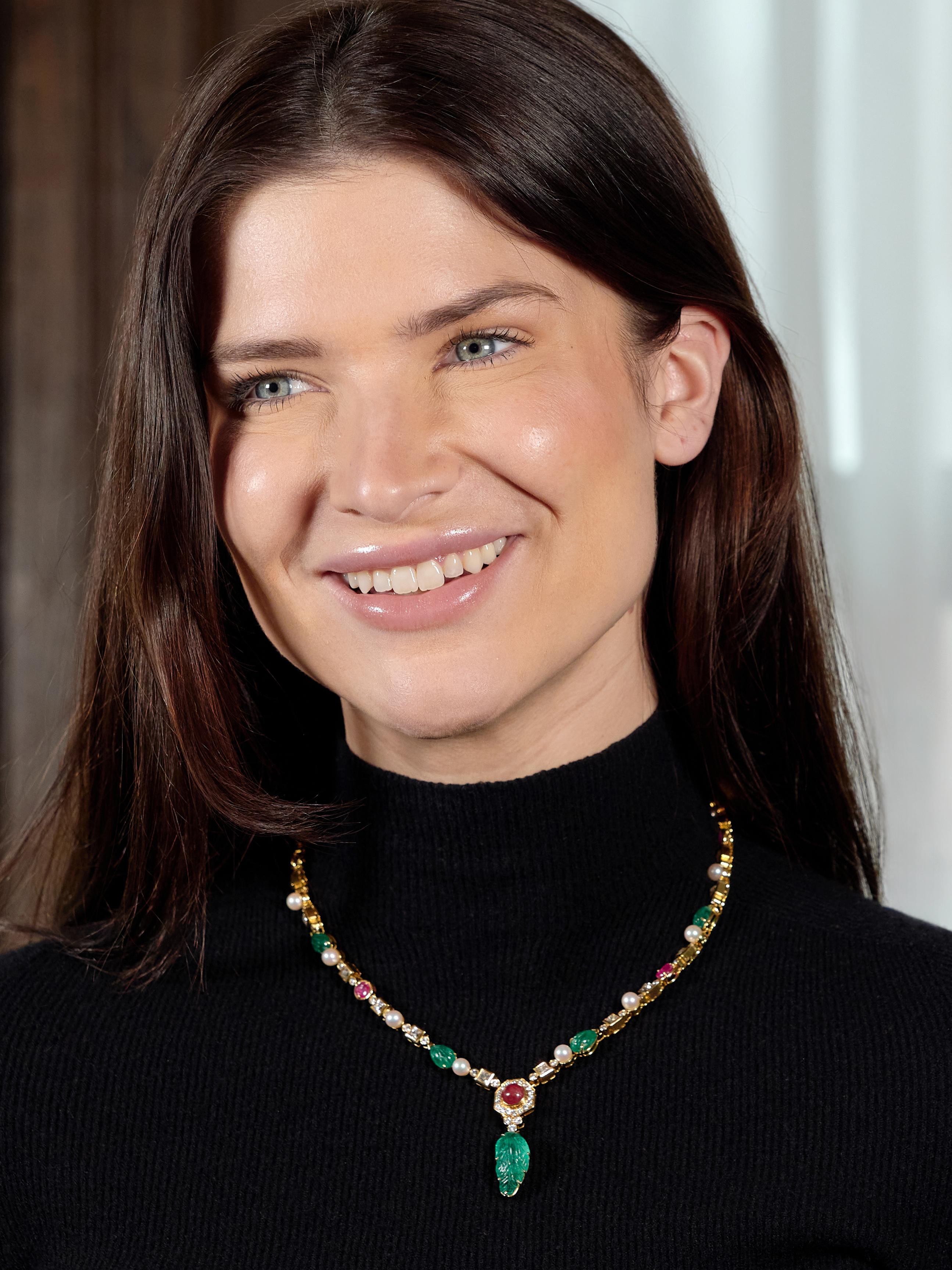 Van Cleef & Arpels 1970s Emerald Diamond Ruby 18K Yellow Gold Vintage Necklace