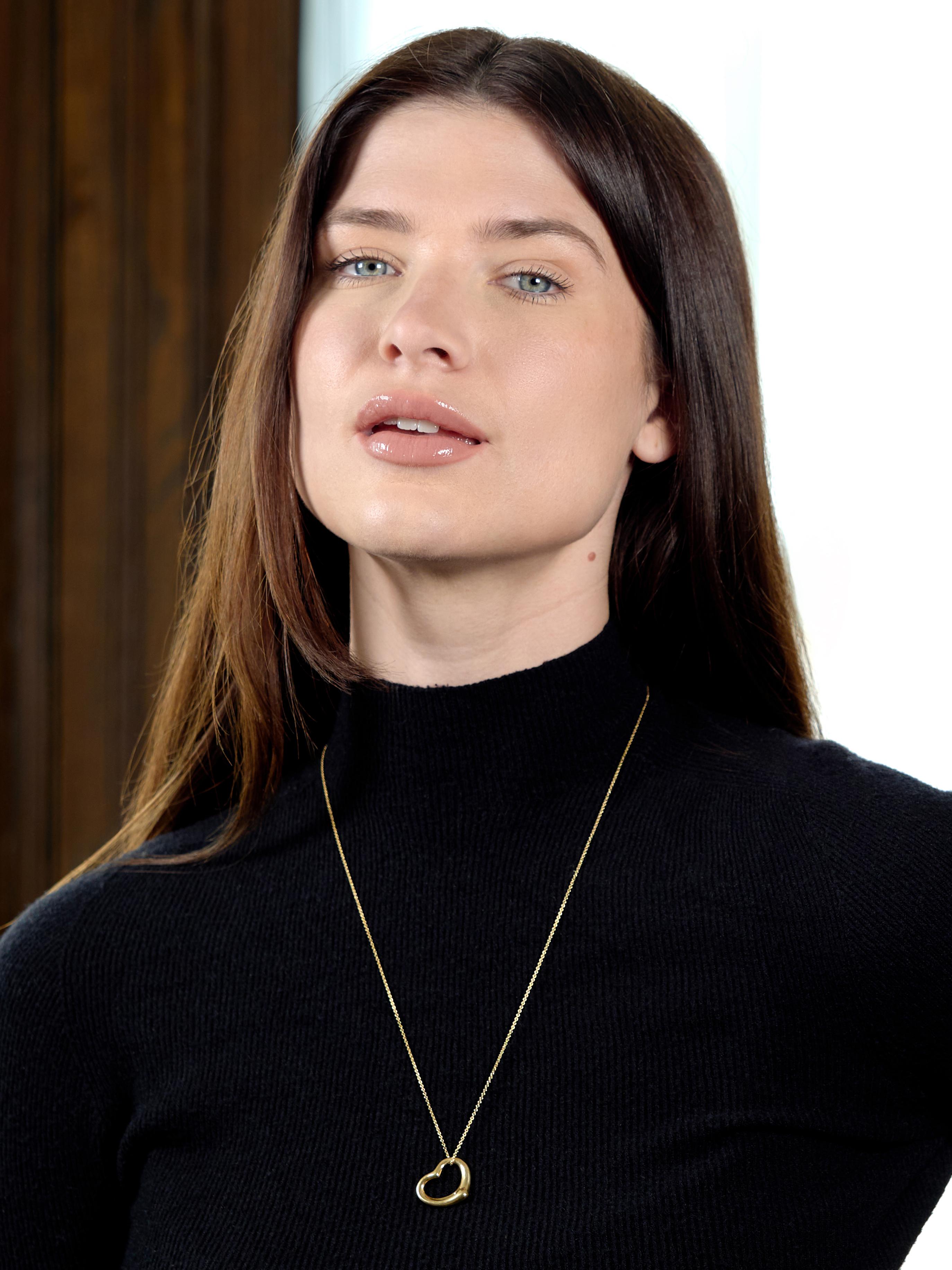 Tiffany & Co. Elsa Peretti 18 Karat Yellow Gold Open Heart Pendant Necklace