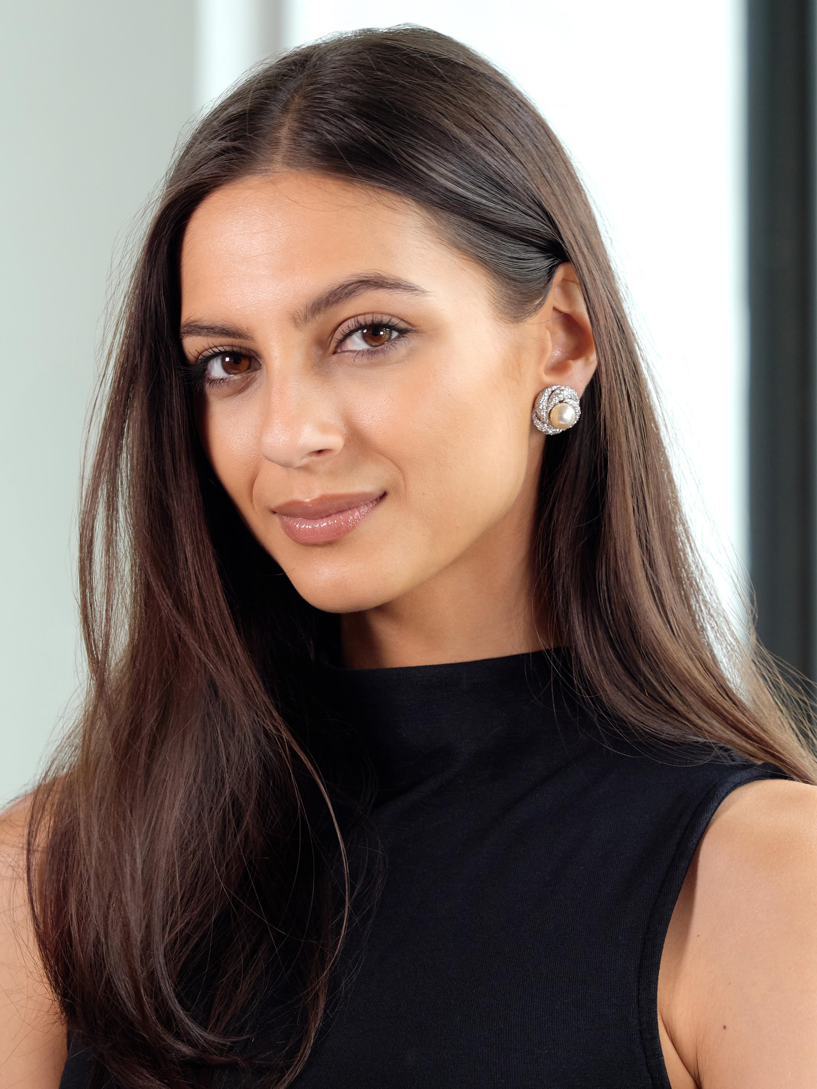 Mid-Century Diamond South Sea Pearl Platinum Vintage Pavé Swirl Ear-Clip Earring
