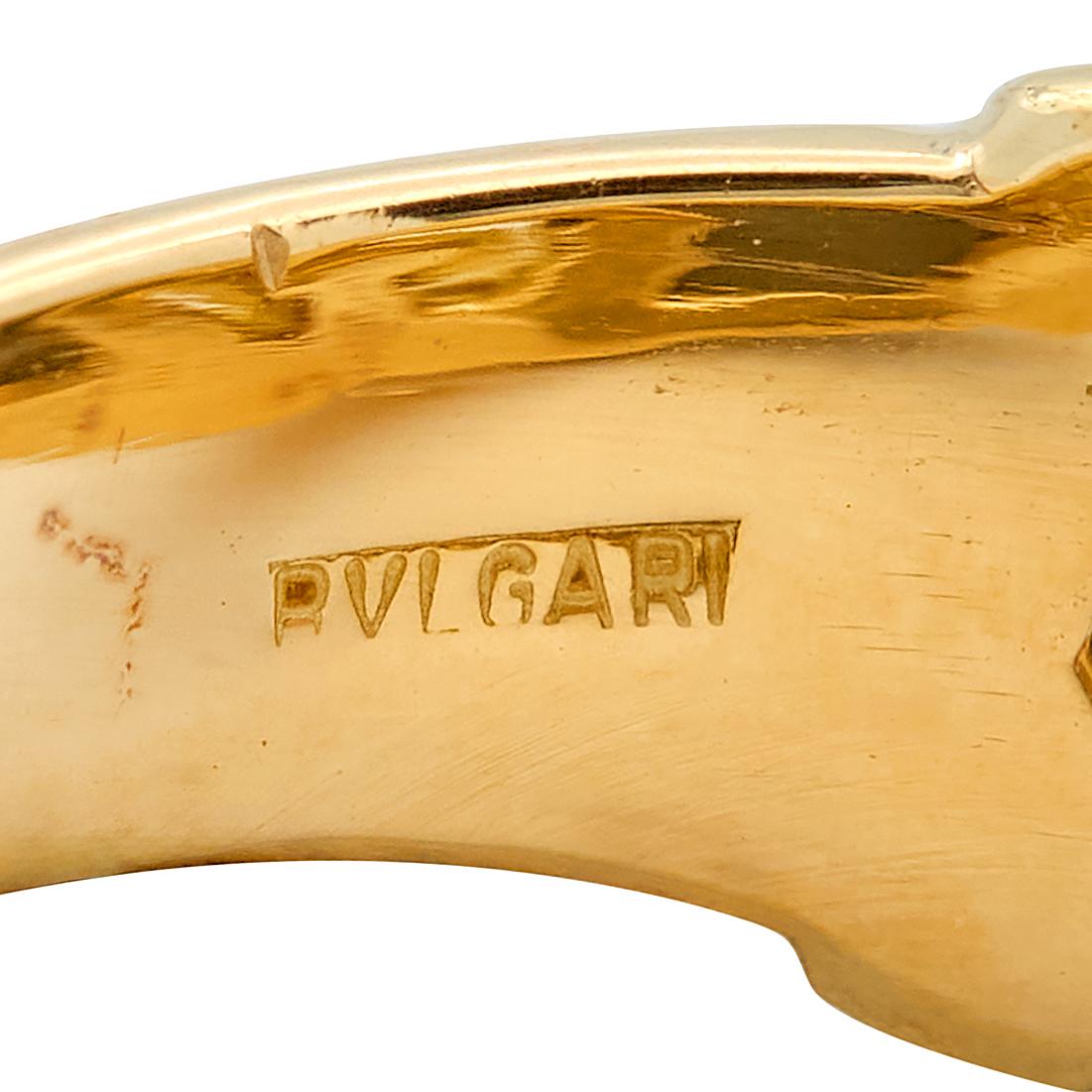 Bulgari 1980's Hematite 18 Karat Yellow Gold Vintage Doppio Cuore Ring