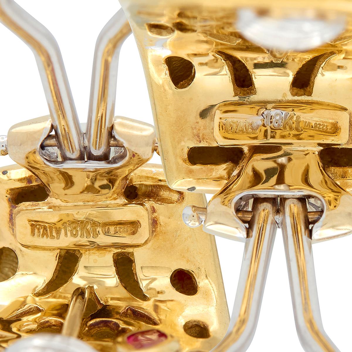 Roberto Coin 2000's Enamel 18K Gold Contemporary Animalier Giraffe Earrings