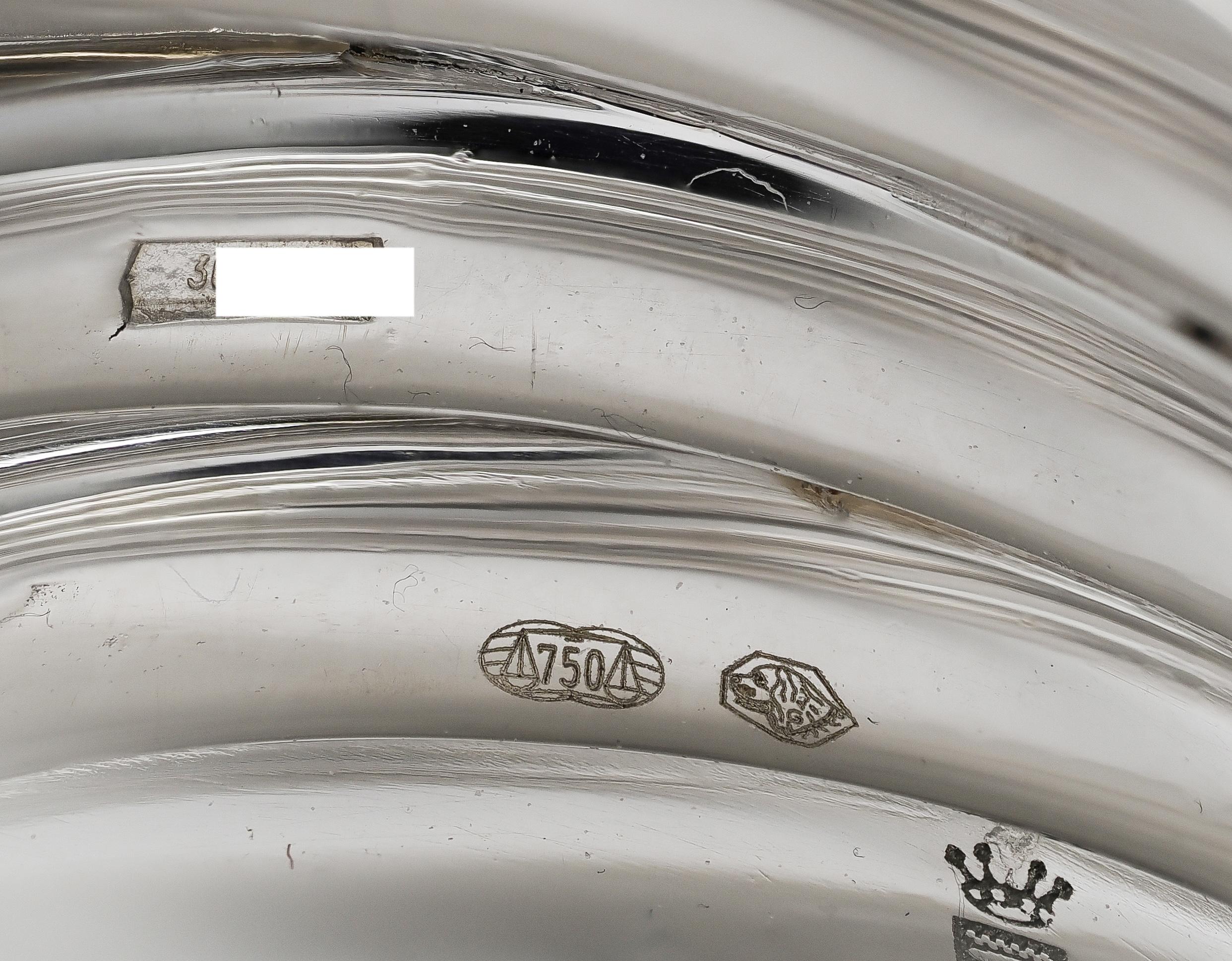 De Grisogono Contemporary 18 Karat White Gold Domed Allegra Band Ring