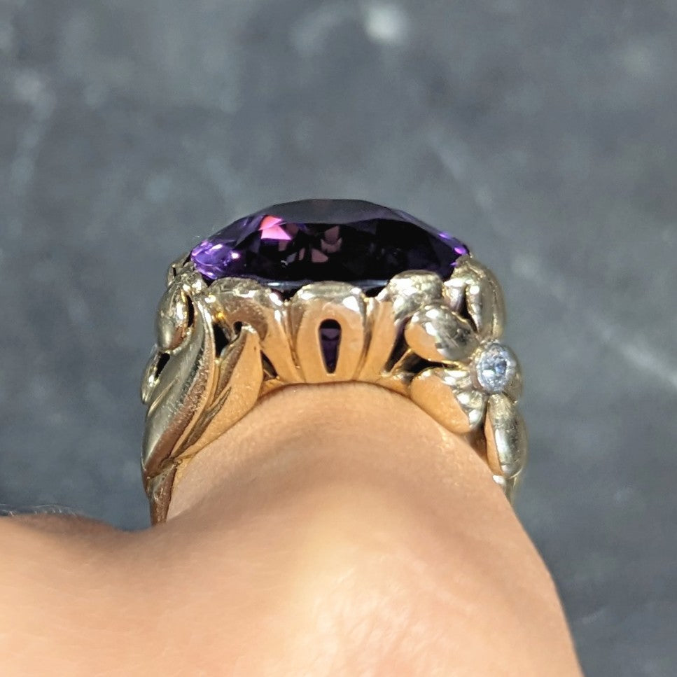 1940's Diamond Amethyst 14 Karat Two-Tone Gold Daisy Floral Retro Vintage Cocktail Ring Wilson's Estate Jewelry