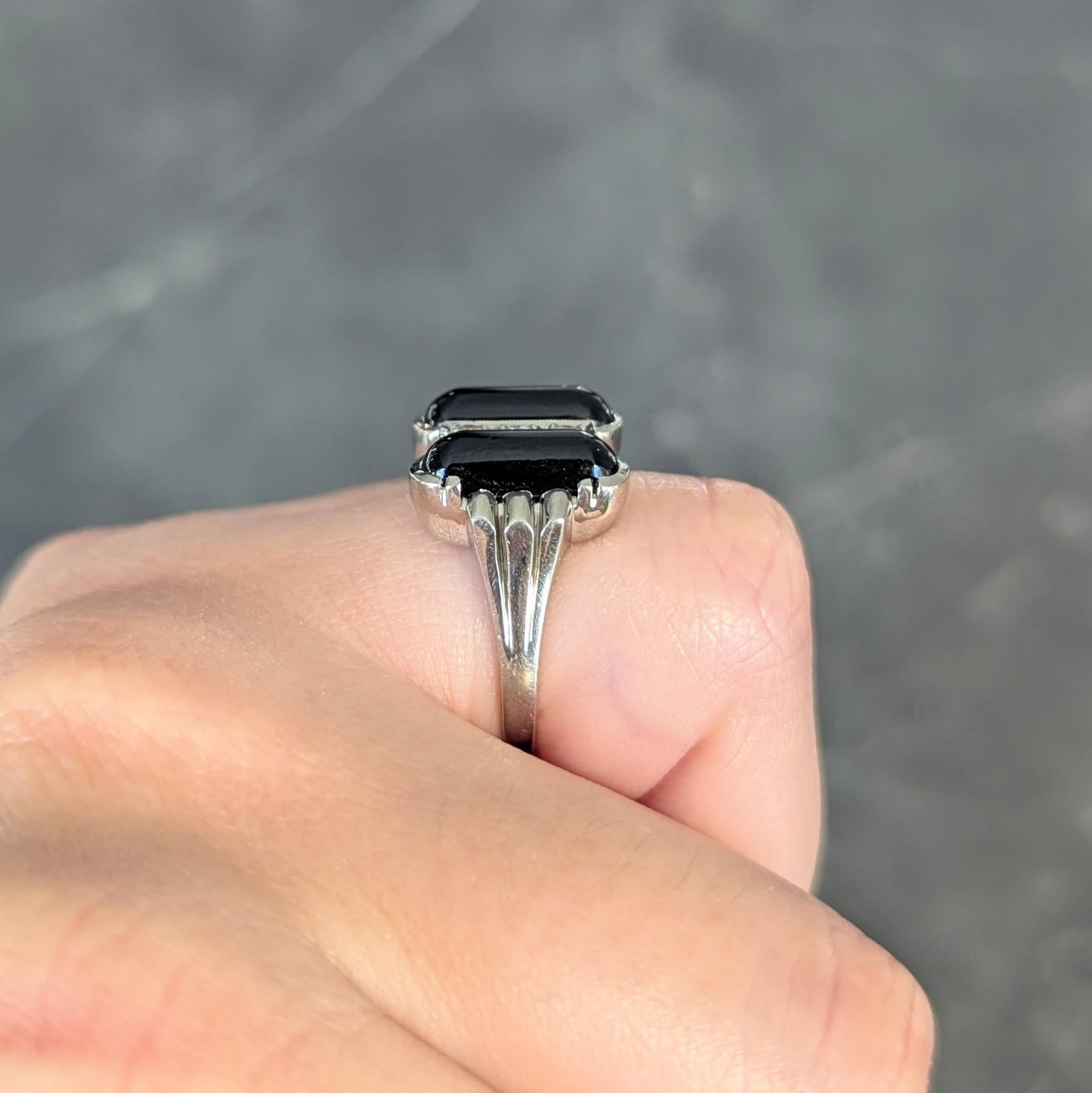 Helm & Hahn Co. Mid-Century Diamond Onyx 18 Karat White Gold Vintage Ring