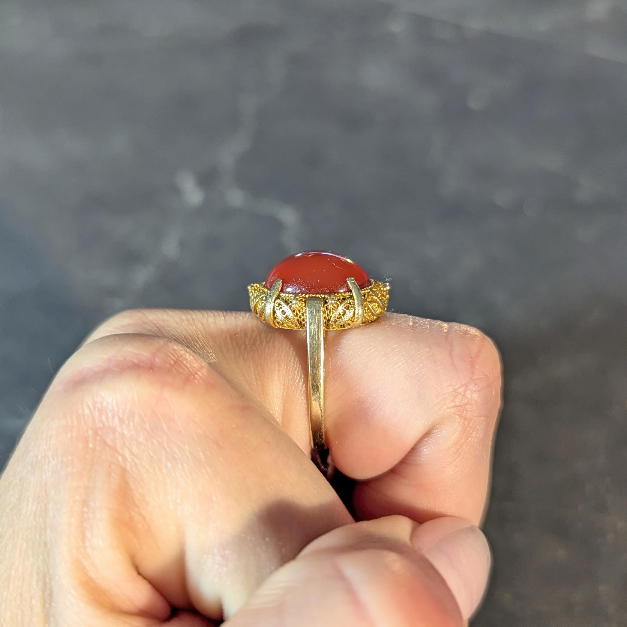 1940s Carnelian 14 Karat Yellow Gold Vintage Cabochon Filigree Ring