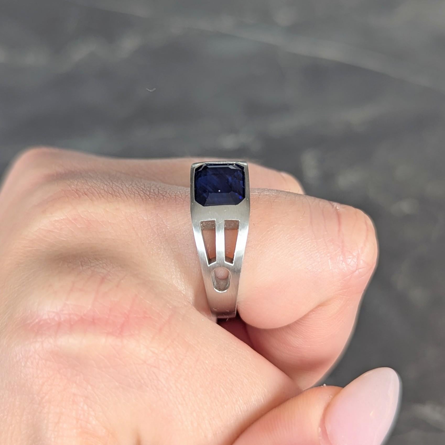 Modernist 5.60 CTW Blue Sapphire Platinum Geometric Unisex Men's Signet Ring