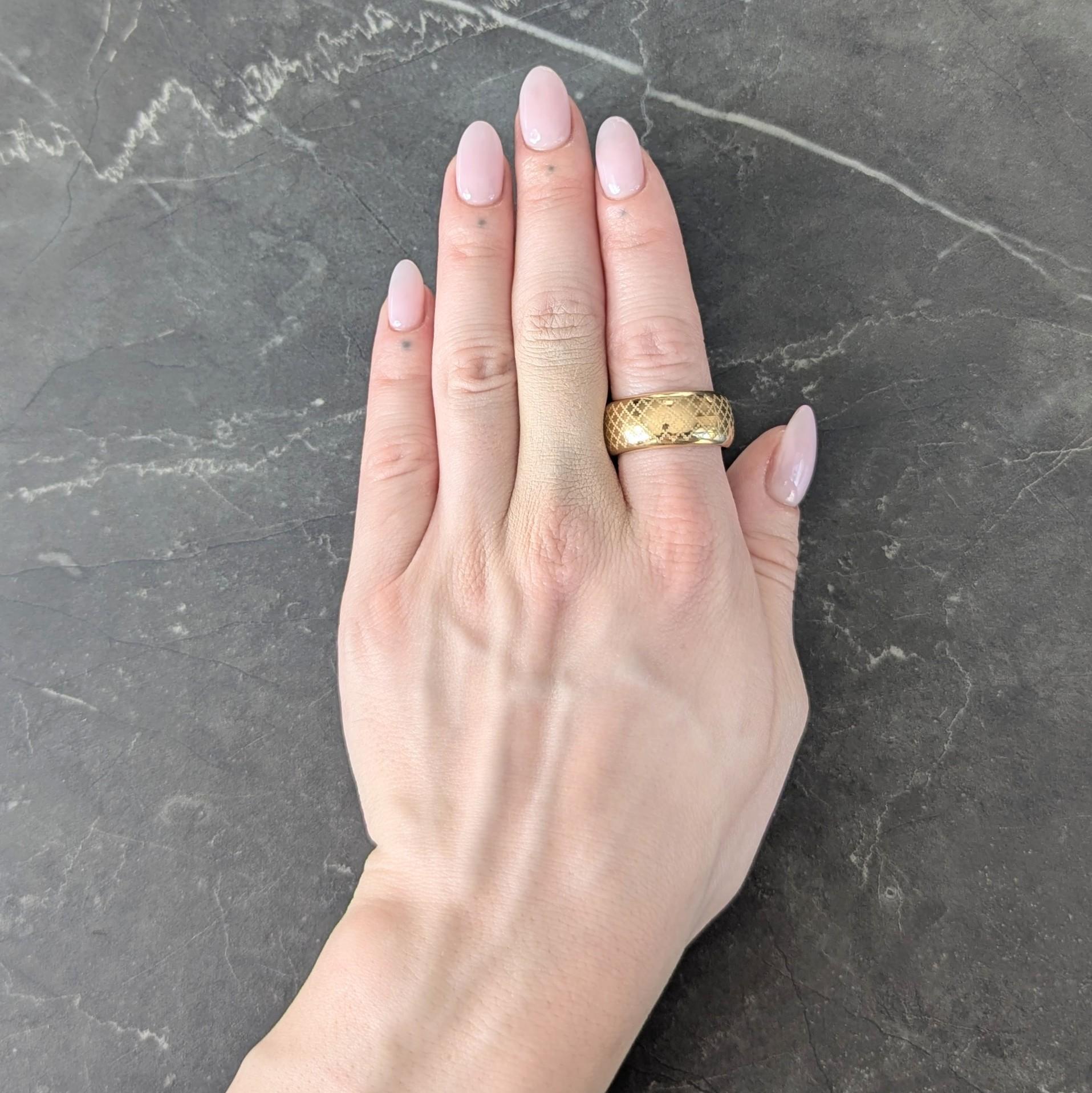 Gucci Contemporary 18 Karat Yellow Gold Diamantissima Wide Band Ring