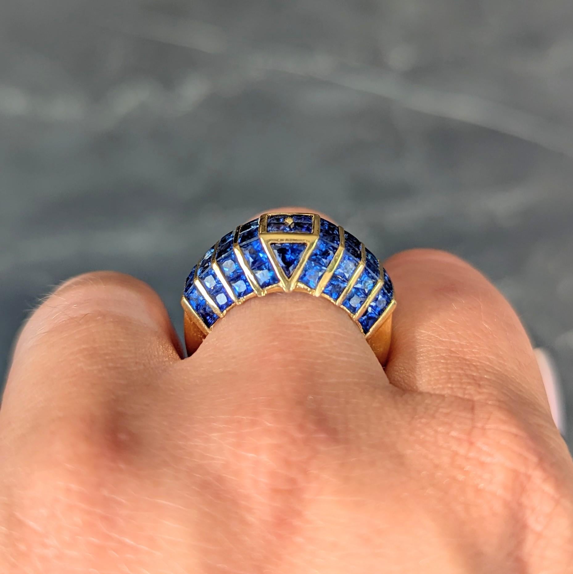 1980's 5.50 CTW Sapphire 18 Karat Yellow Gold Vintage Mystery Set Ring