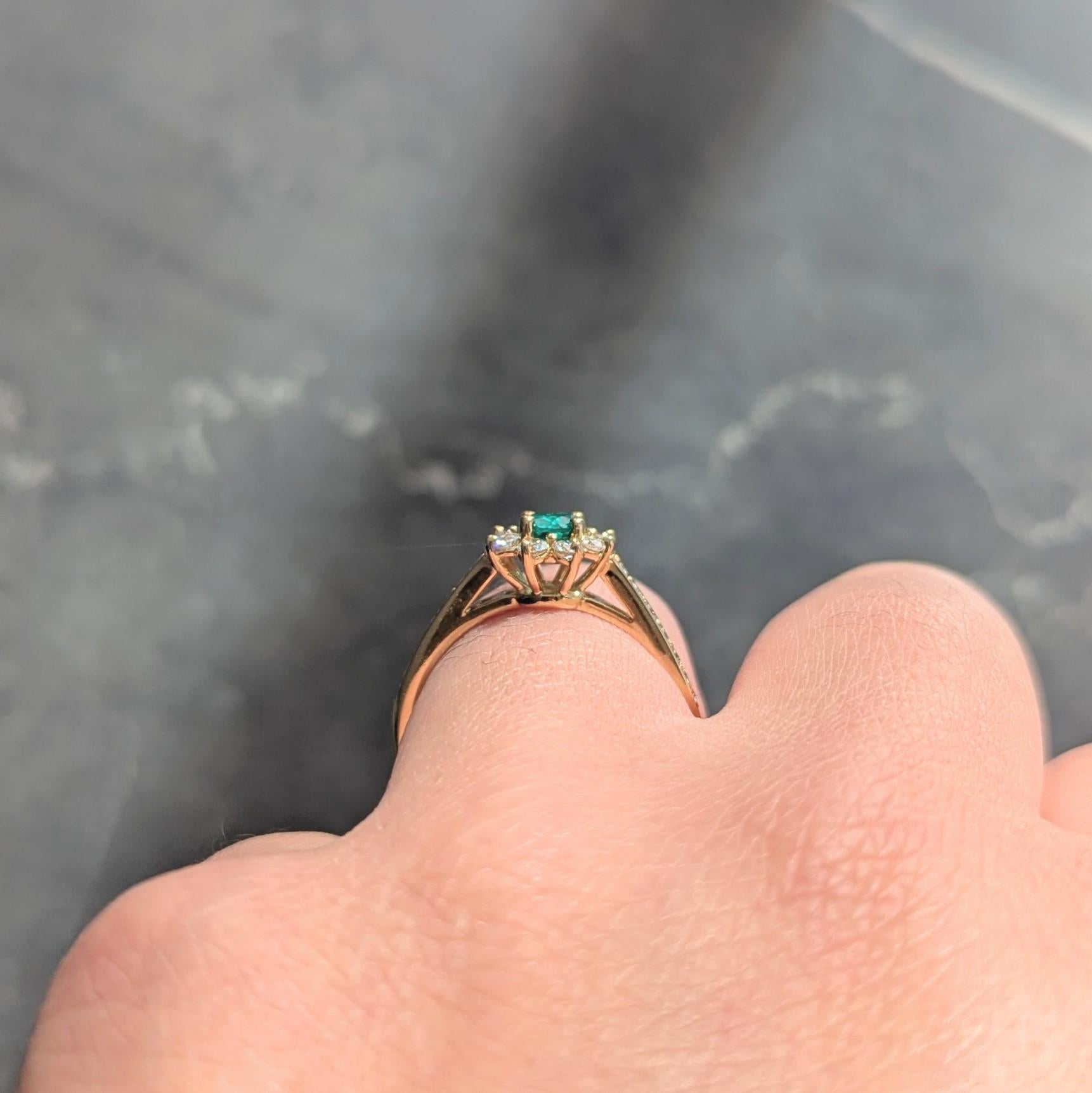 Tiffany & Co. 1990's 0.95 CTW Emerald Diamond 18K Gold Vintage Cluster Ring