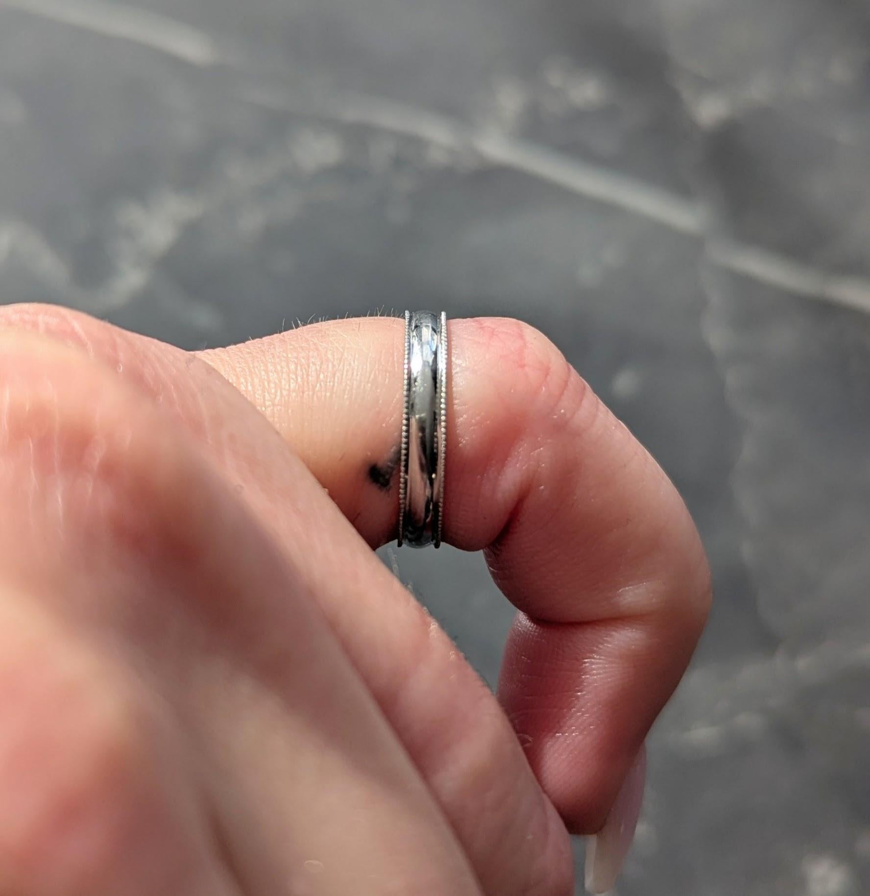 Retro Platinum Vintage Milgrain Wedding Band Ring