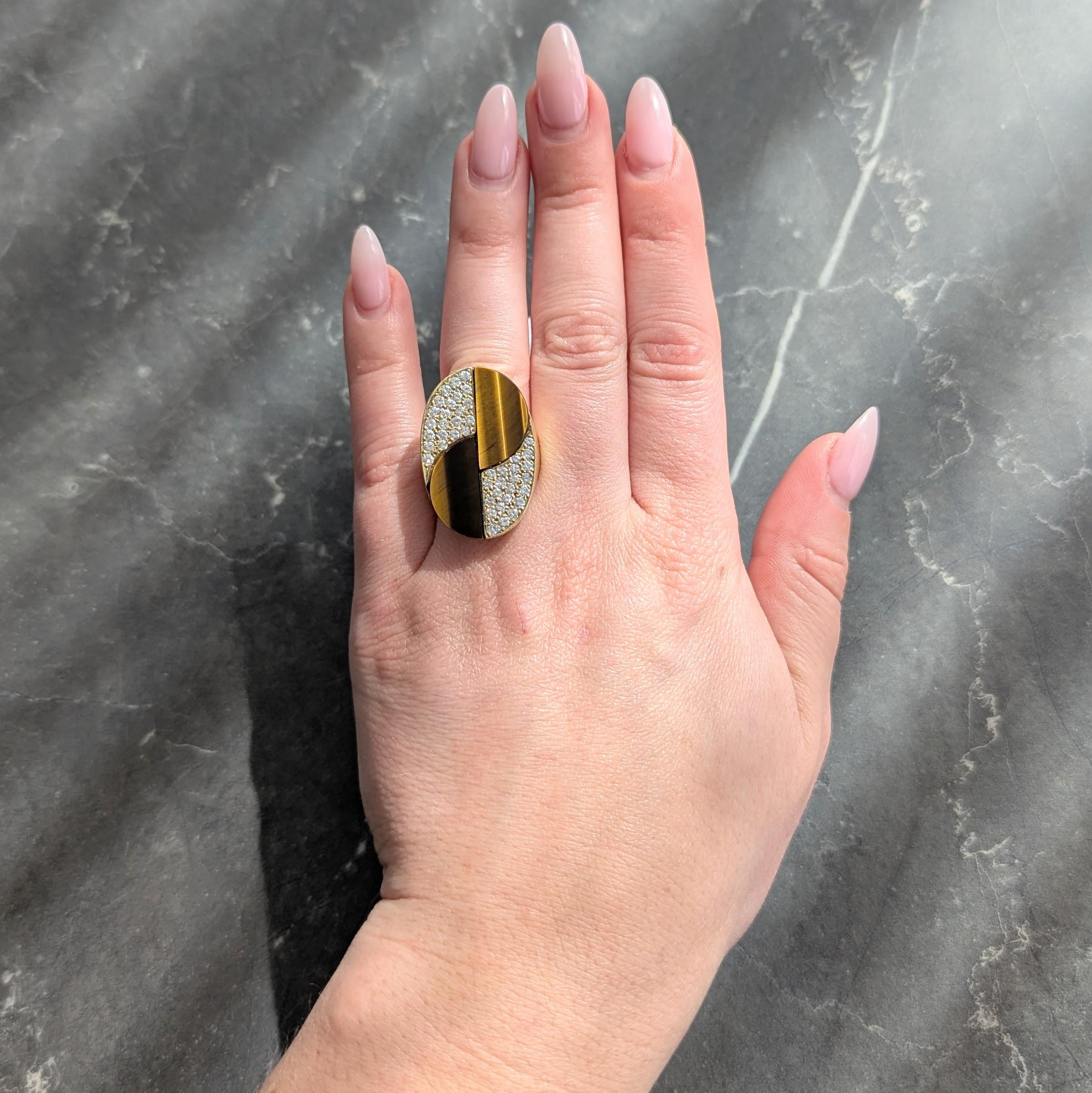 Bvlgari 1970's Diamond Tiger's Eye Quartz 18 Karat Yellow Gold Vintage Ring