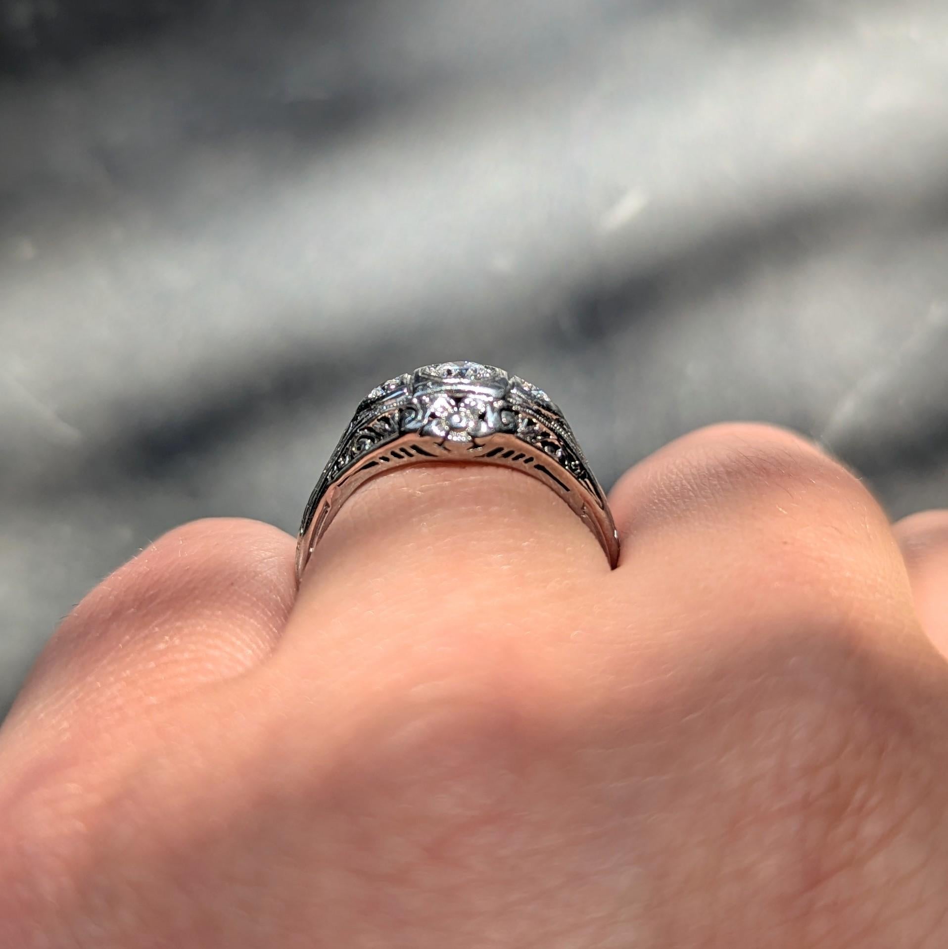 Belais Art Deco European Diamond 18K Gold Antique Orange Blossom Engagement Ring