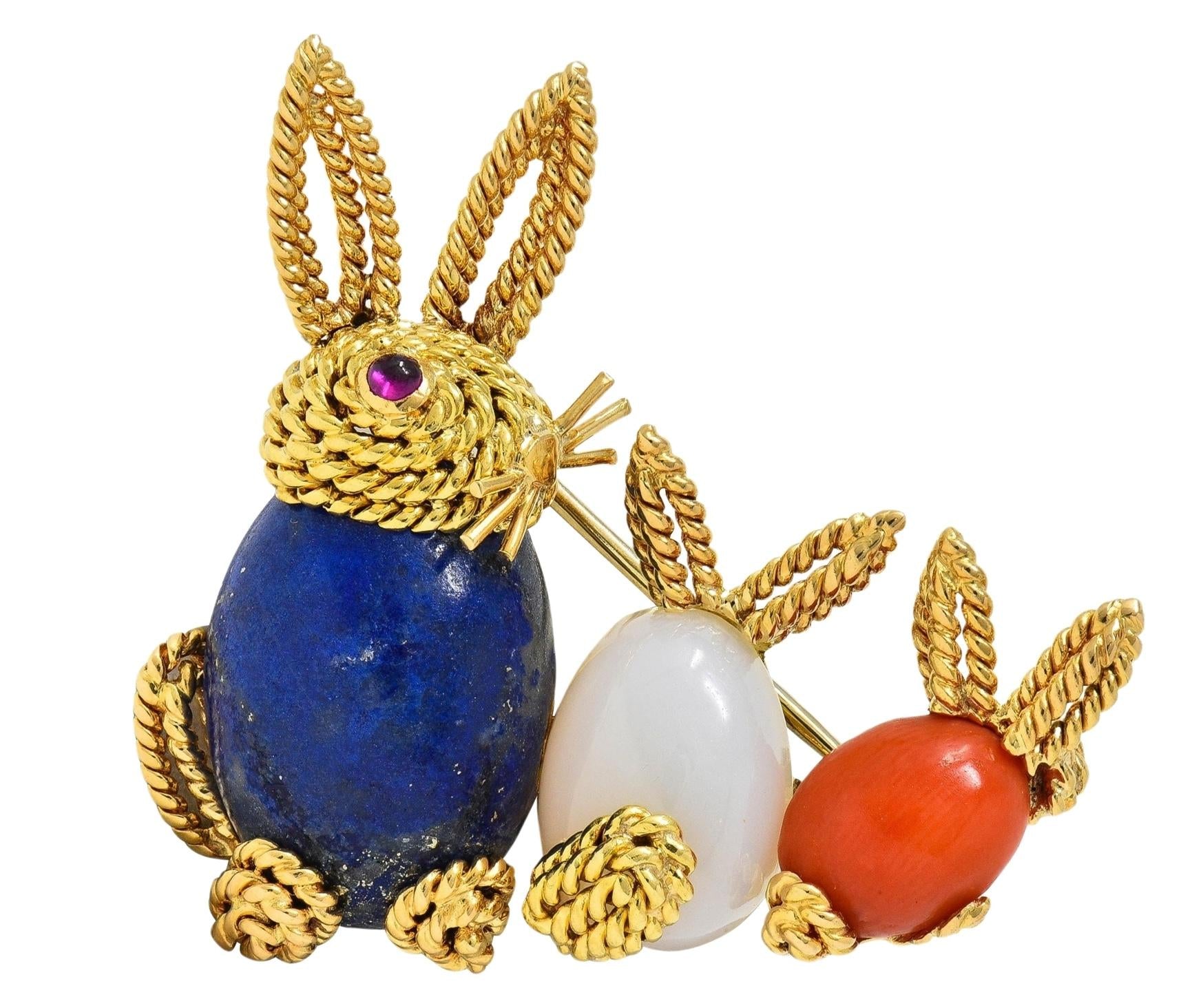 1960's Coral Lapis Lazuli Chalcedony Ruby 18K Yellow Gold Vintage Bunny Brooch