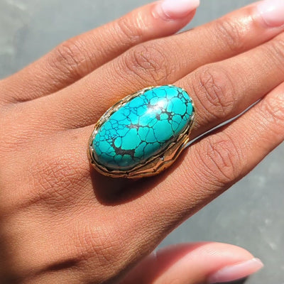 Retro Turquoise Cabochon 14 Karat Yellow Gold Vintage Statement Ring