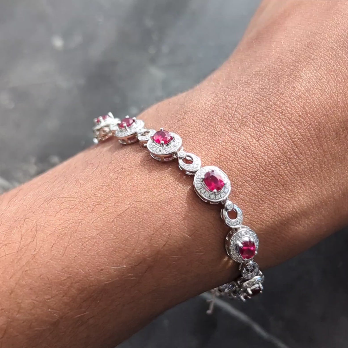 2010's 5.33 CTW Ruby Diamond 18 Karat White Gold Contemporary Halo Line Bracelet