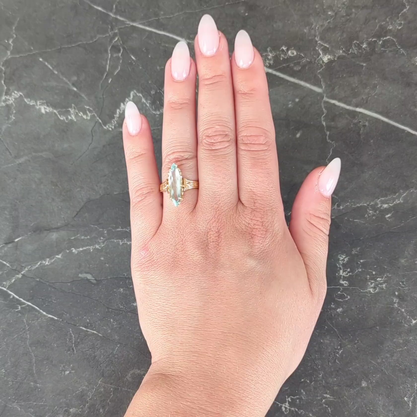 Art Deco Aquamarine 14 Karat Yellow Gold Antique Arrow Navette Dinner Ring