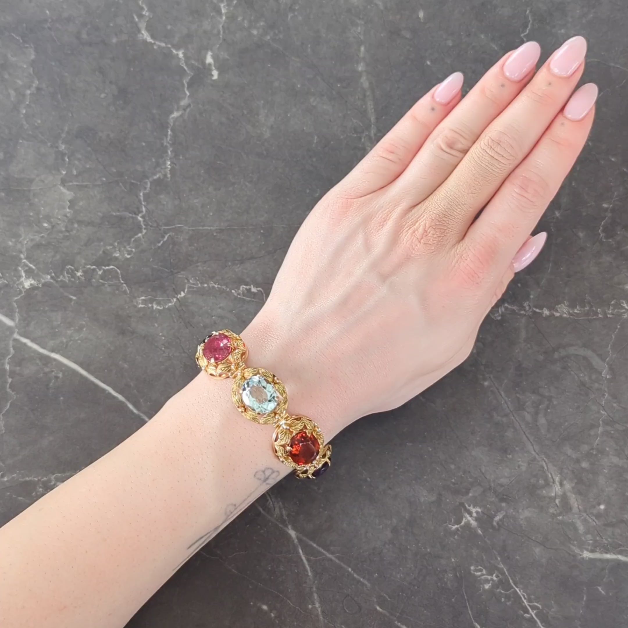 H. Stern 1950's Multi-Gem 18K Yellow Gold Vintage Floral Foliate Link Bracelet