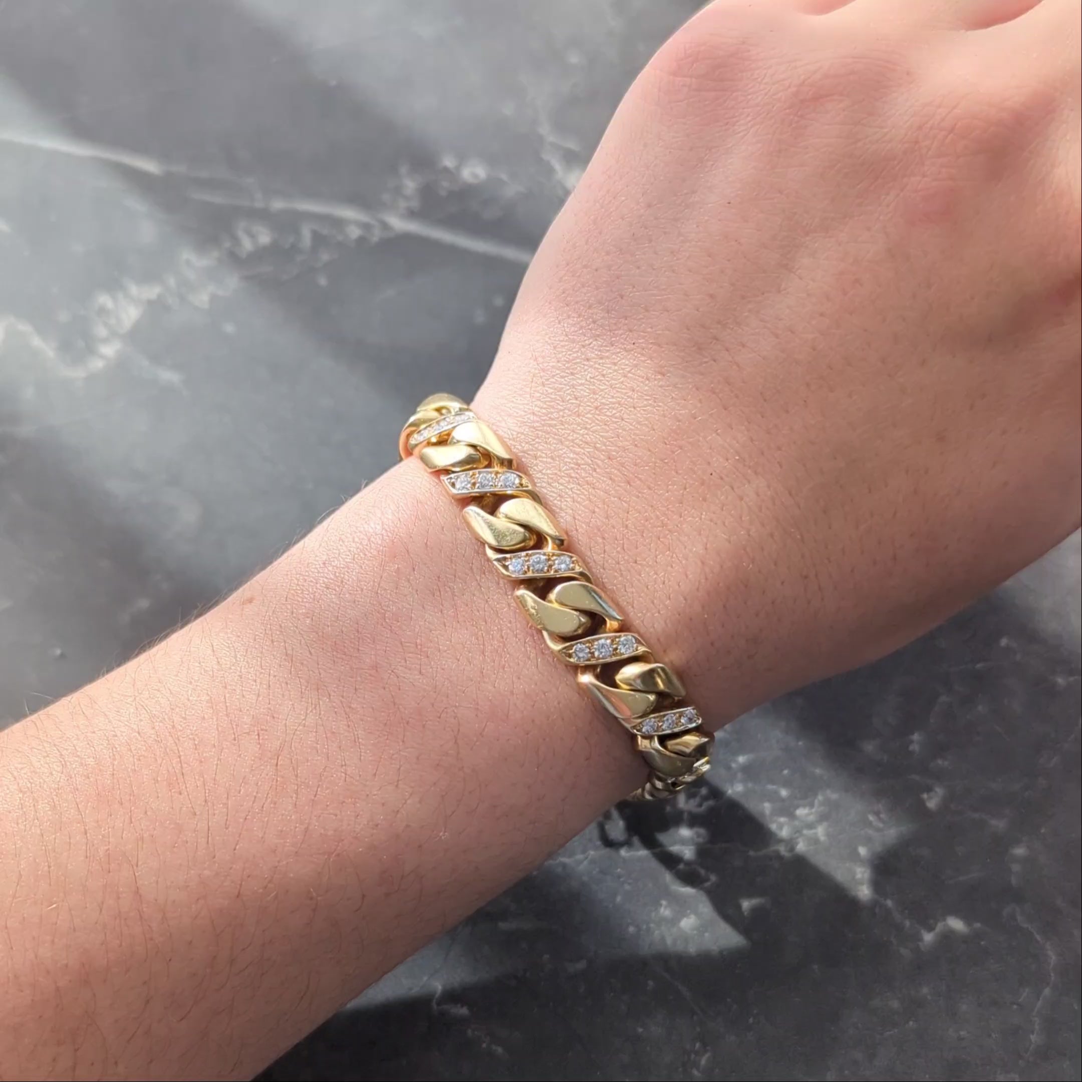 Bulgari 1970's Diamond 18 Karat Yellow Gold Vintage Fancy Curb Link Bracelet