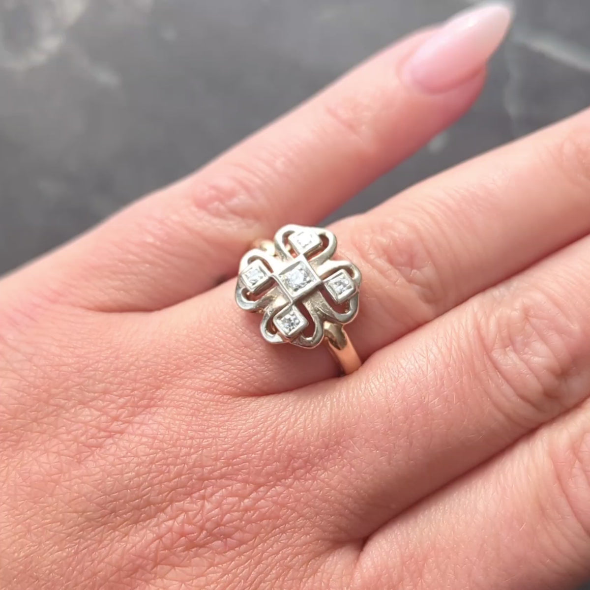 Retro Diamond 14 Karat Two-Tone Gold Vintage Four Leaf Clover Dinner Ring