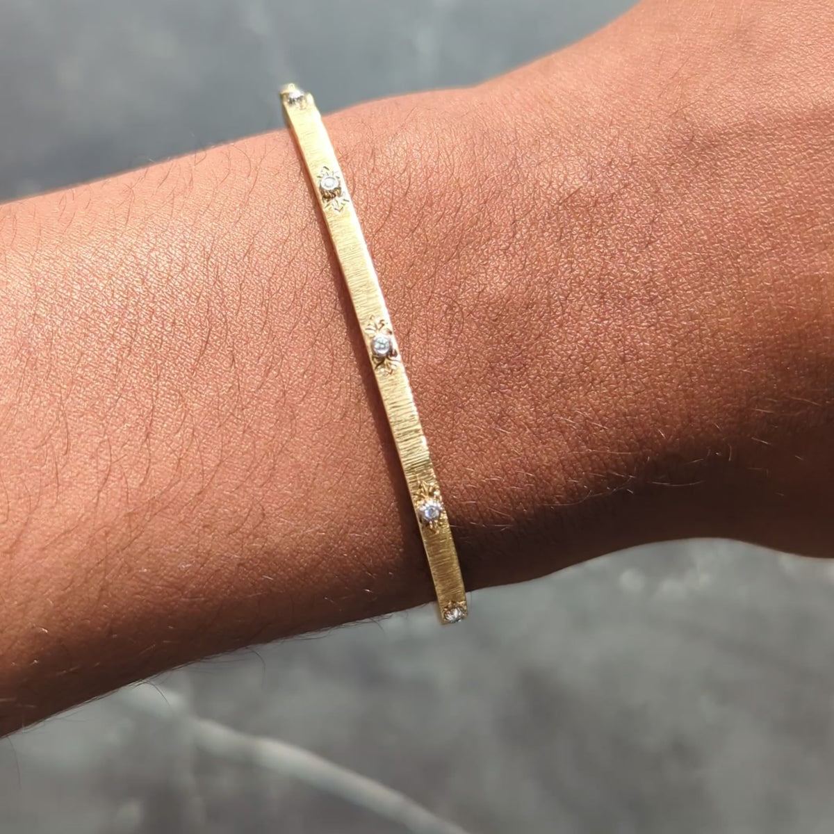 Buccellati Diamond 18 Karat Gold Contemporary Macri Classica Bangle Bracelet