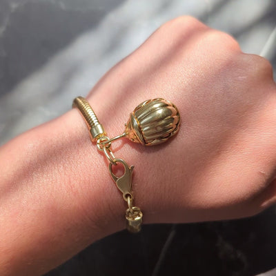 Tiffany & Co. 1993 18 Karat Yellow Gold Vintage Scarab Charm Bracelet