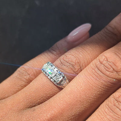 Jabel Mid-Century Diamond 18 Karat White Gold Vintage Fishtail Bombé Ring