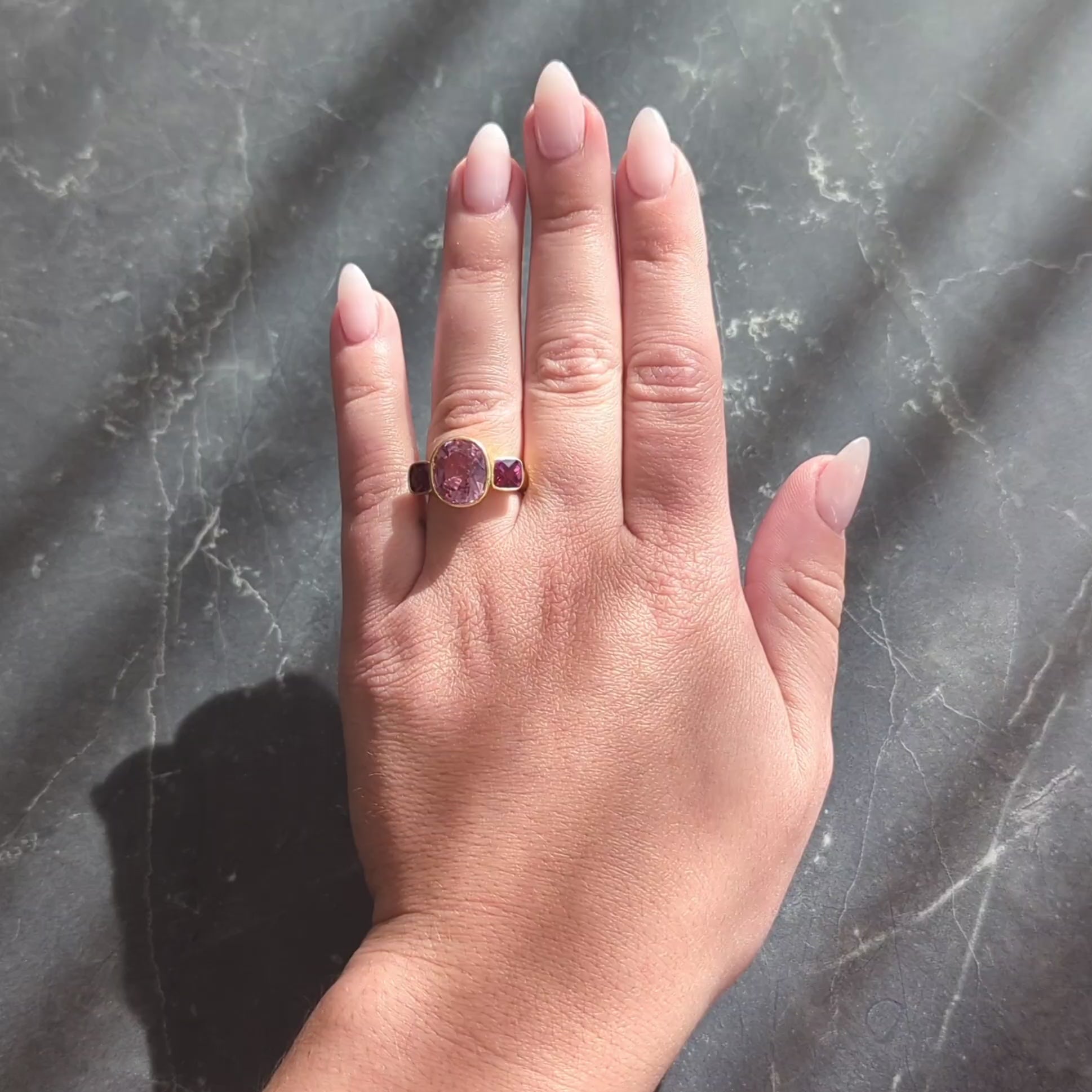 Elizabeth Locke Spinel Rhodolite Garnet 19 Karat Hammered Gold Gemstone Ring