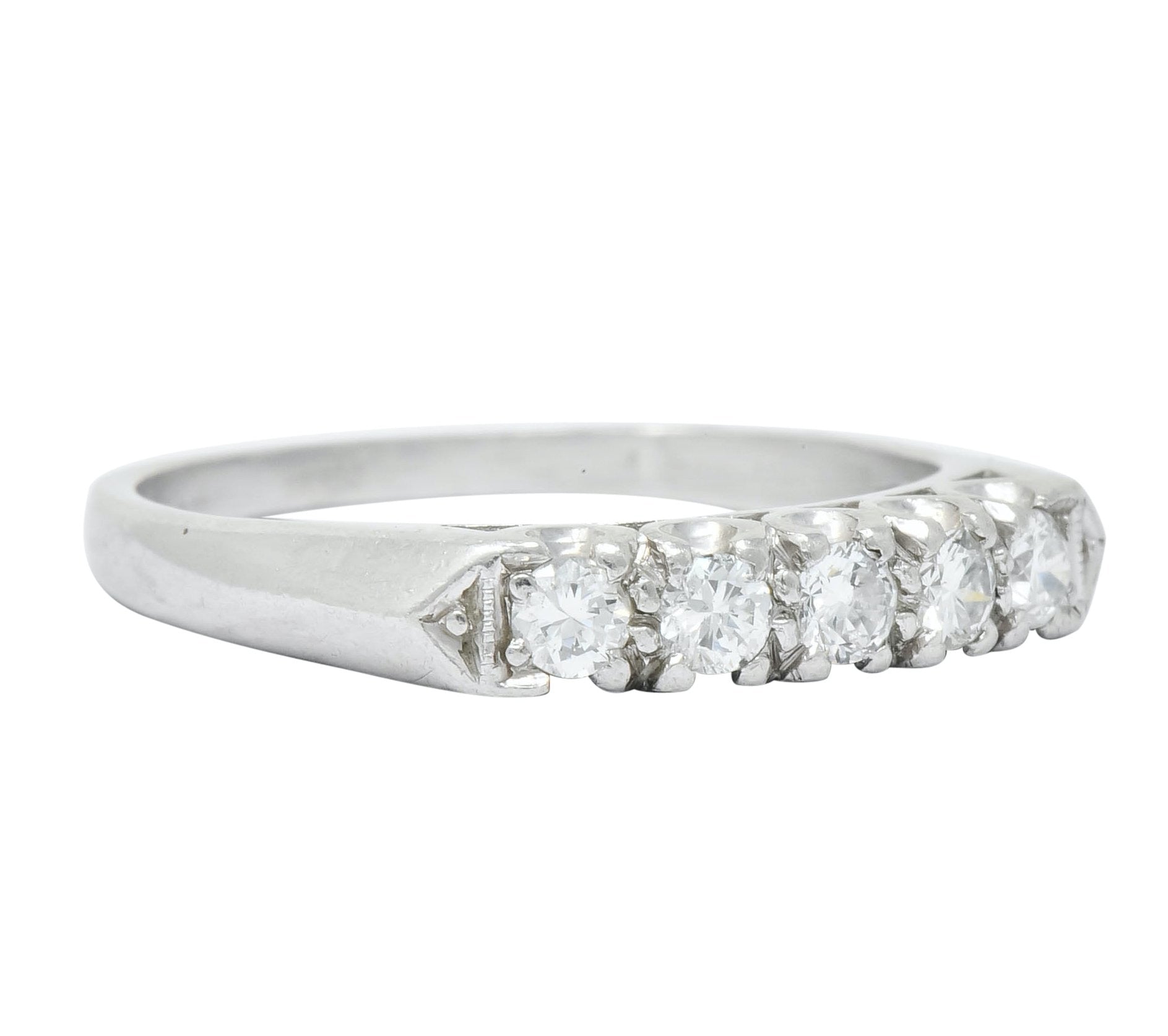 1940 Retro Round Brilliant Diamond Platinum Fishtail Band Stacking Ring - Wilson's Estate Jewelry