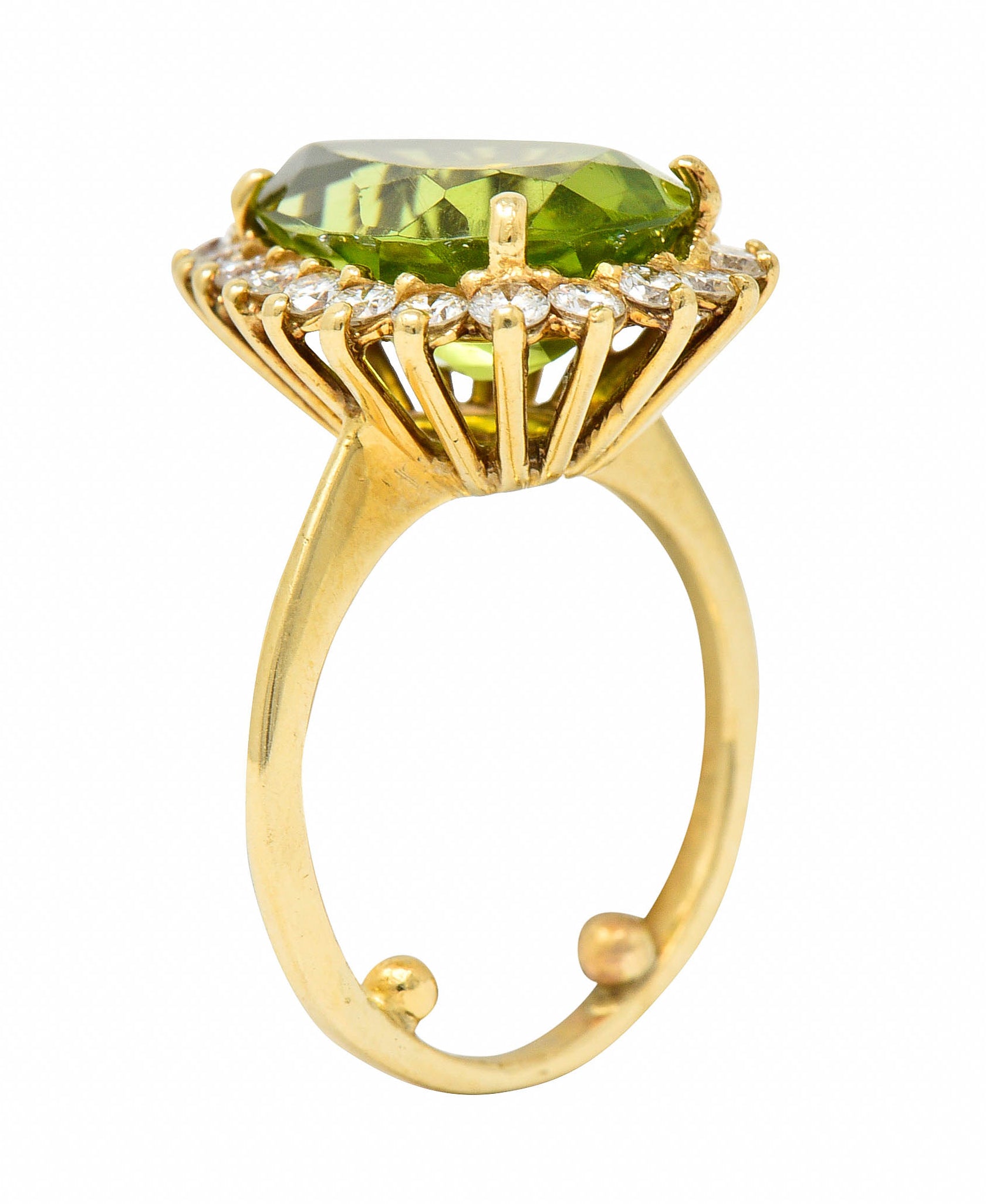 Vintage 5.60 CTW Peridot Diamond 14 Karat Gold Pear Cluster RingRing - Wilson's Estate Jewelry