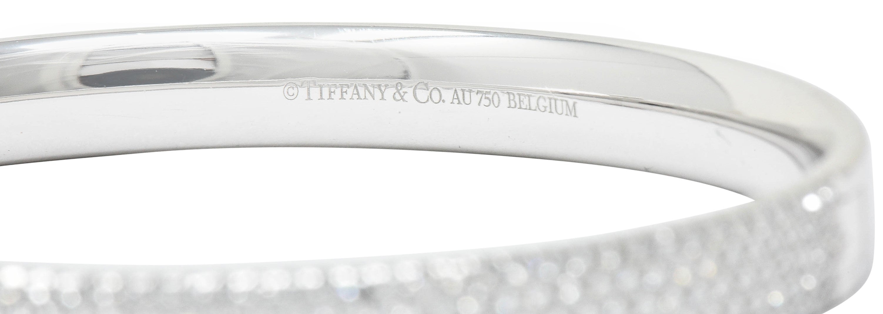 We-5978 Tiffany & Co. 4.96 CTW Pave Diamond 18 Karat White Gold Metro Bangle Braceletbracelet - Wilson's Estate Jewelry