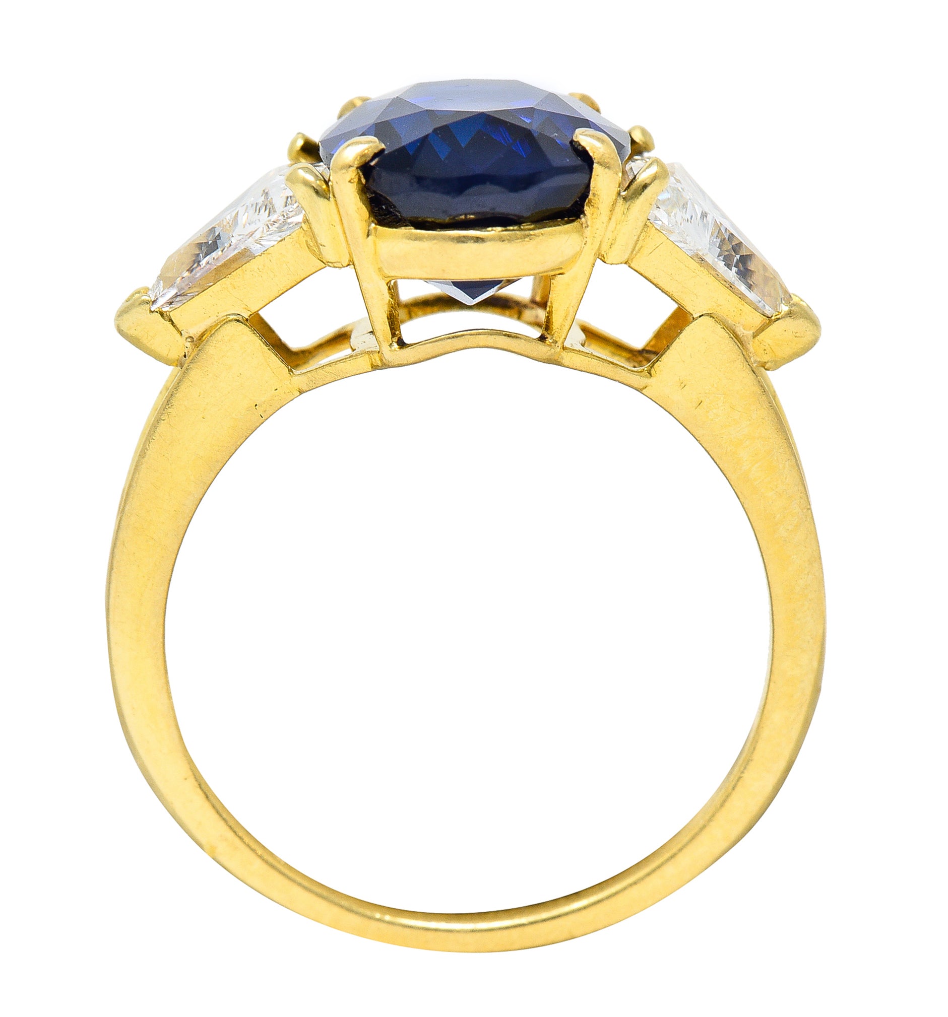 1990's French 5.92 CTW Madagascar Sapphire Diamond 18 Karat Yellow Gold Vintage Ring GIA Wilson's Estate Jewelry