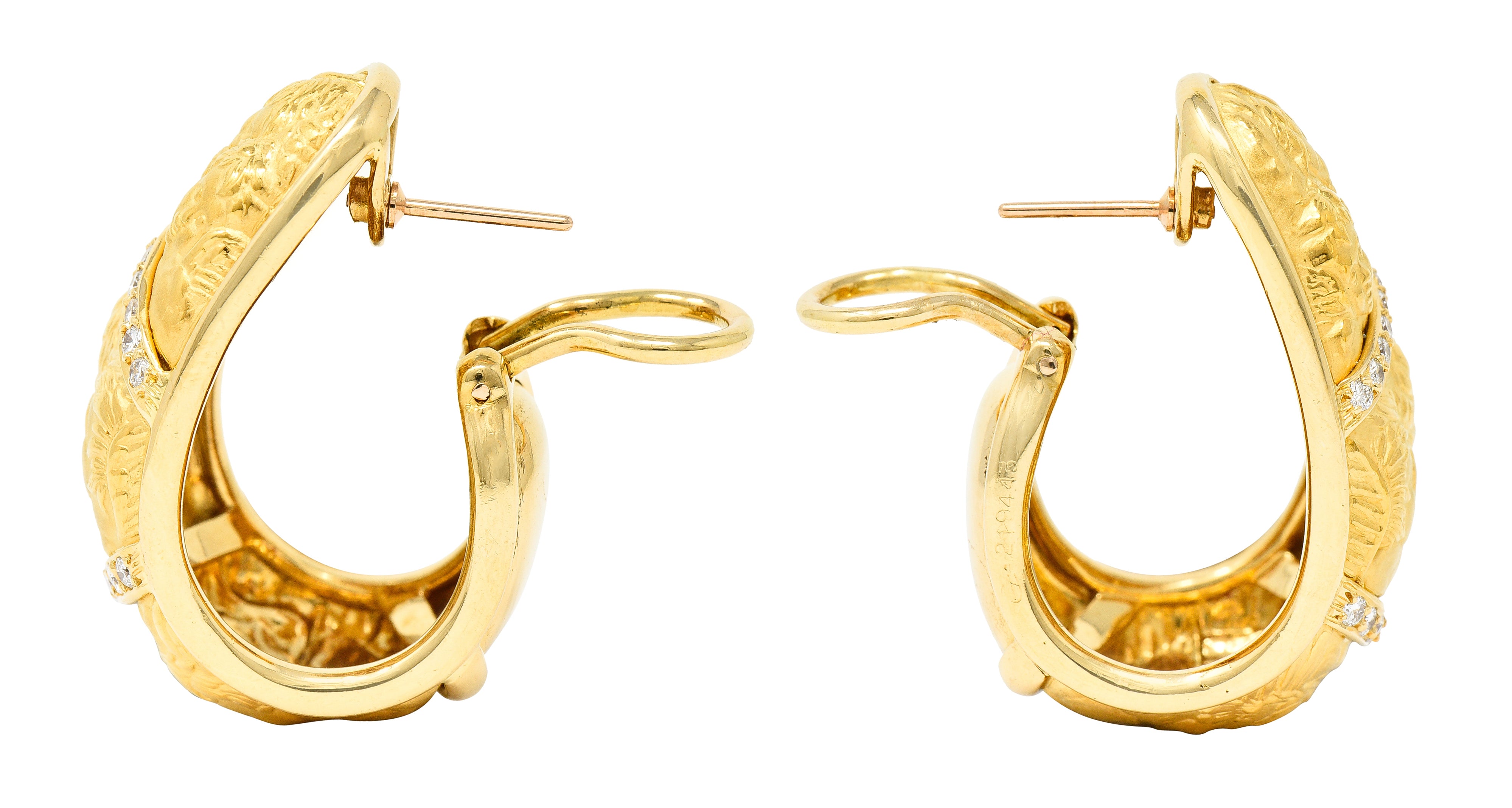 Carrera Y Carrera Diamond 18 Karat Yellow Gold Repoussé Cherub Vintage J Hoop Earirngs Wilson's Estate Jewelry