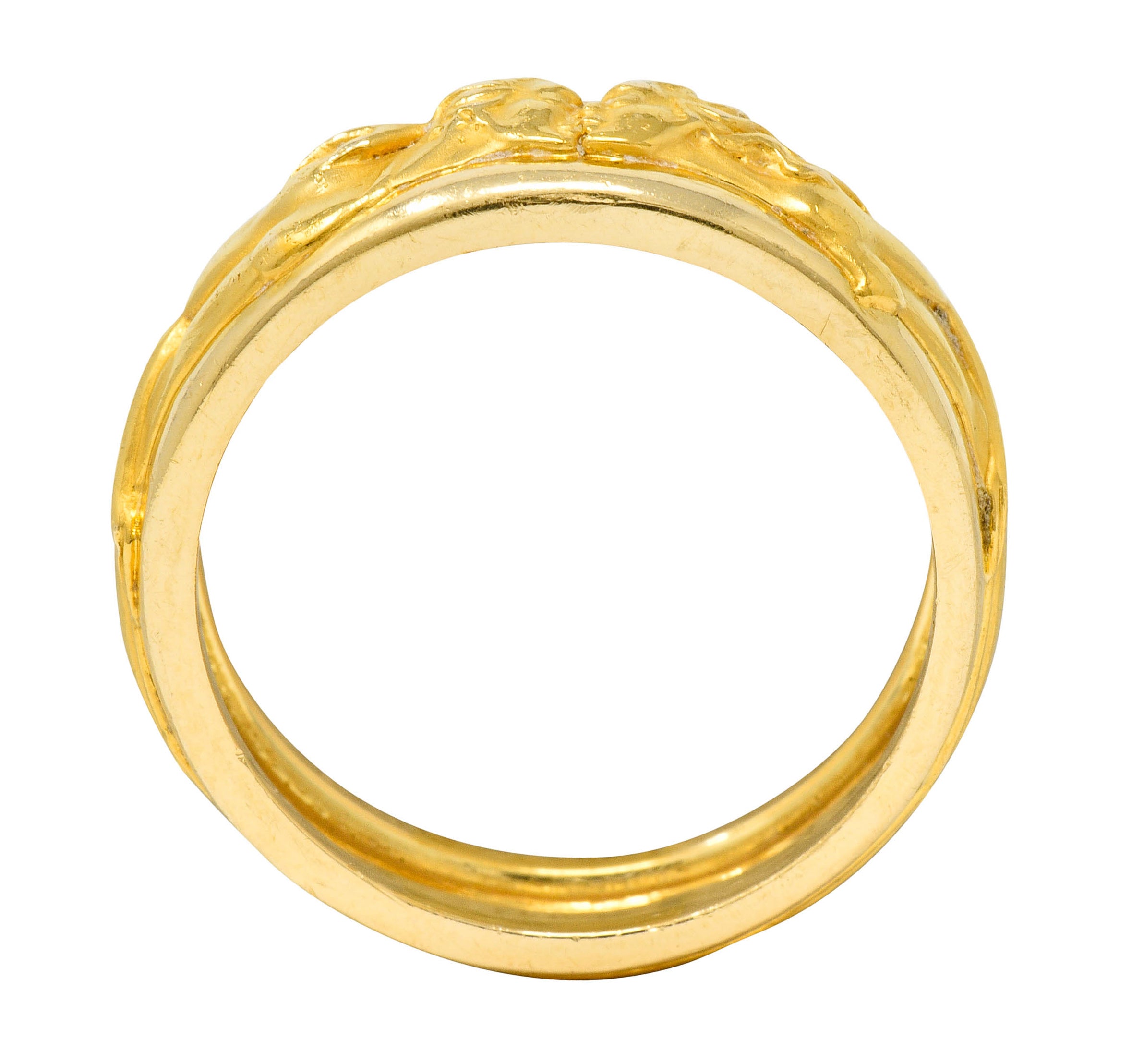 Carrera Y Carrera 18 Karat Gold 6.5 MM Promesa Unisex Band Ring Circa 2014 - Wilson's Estate Jewelry