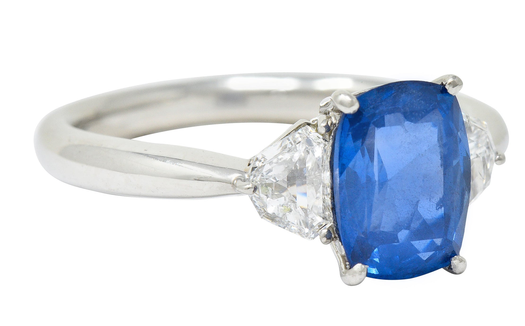 Contemporary 2.60 CTW No Heat Sapphire Diamond Platinum Three Stone Ring GIARing - Wilson's Estate Jewelry