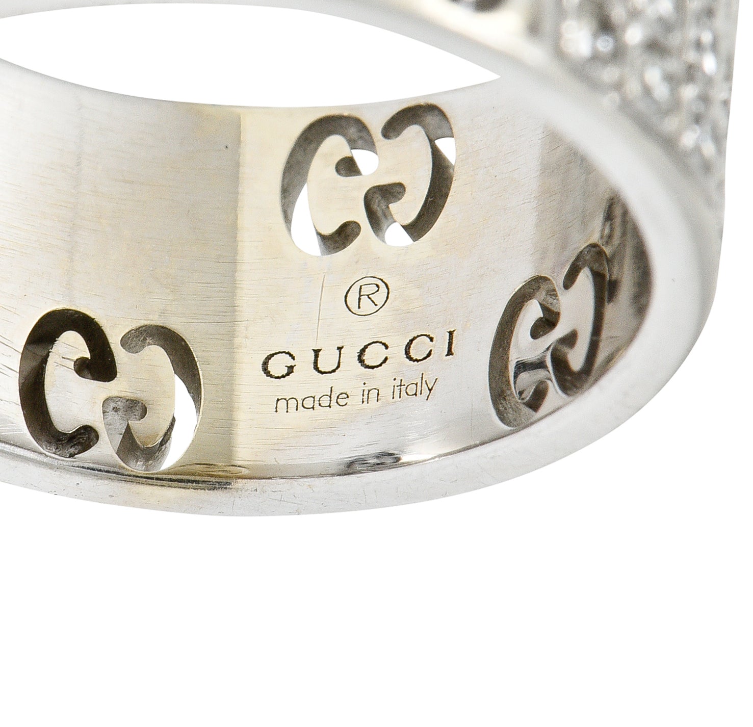 Gucci 1.25 CTW Pave Diamond 18 Karat Gold Stardust Band RingRing - Wilson's Estate Jewelry