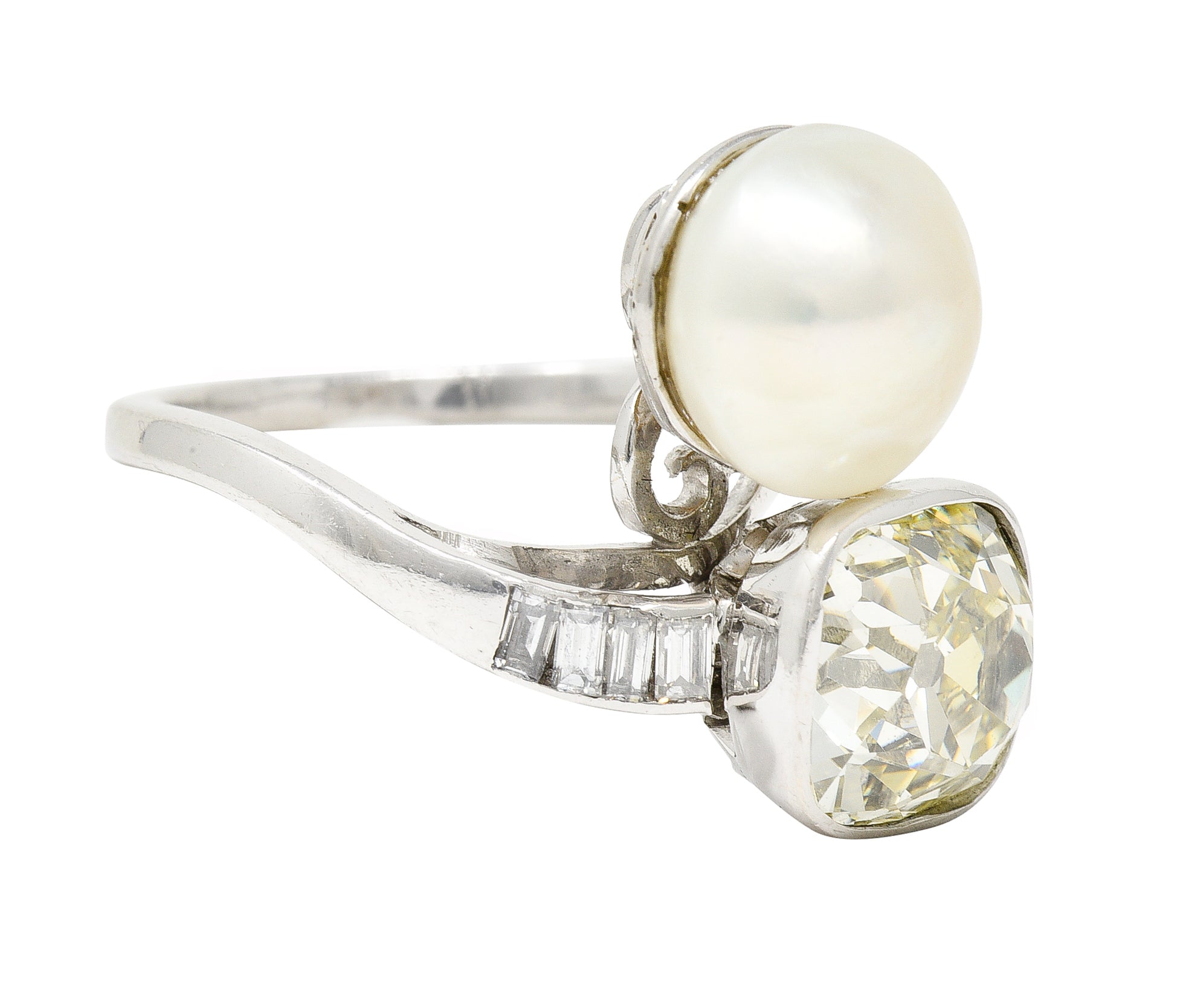 Mid-Century 3.52 CTW Diamond Pinctada Pearl Platinum Toi-Et-Moi Vintage Ring GIA