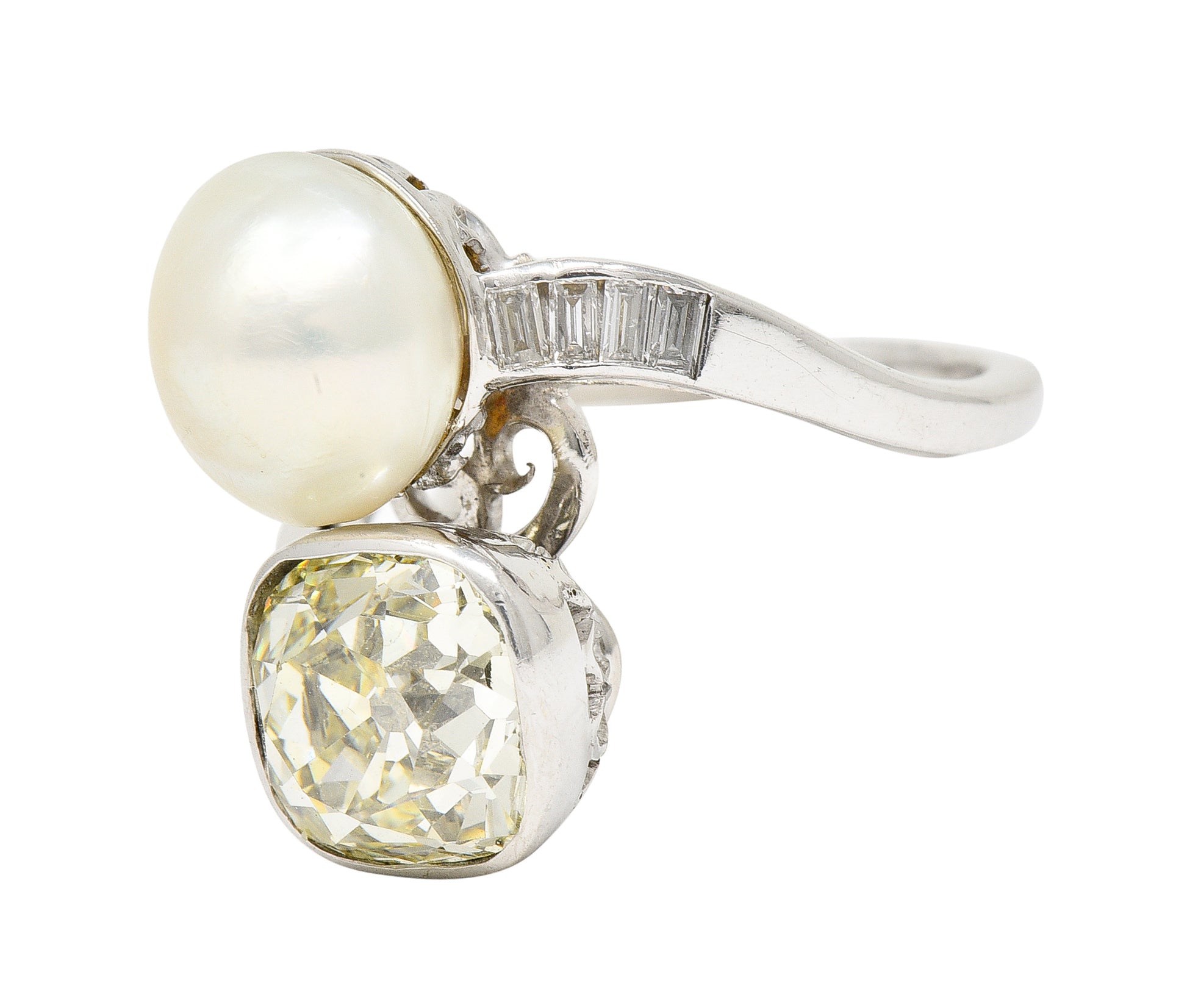 Mid-Century 3.52 CTW Diamond Pinctada Pearl Platinum Toi-Et-Moi Vintage Ring GIA