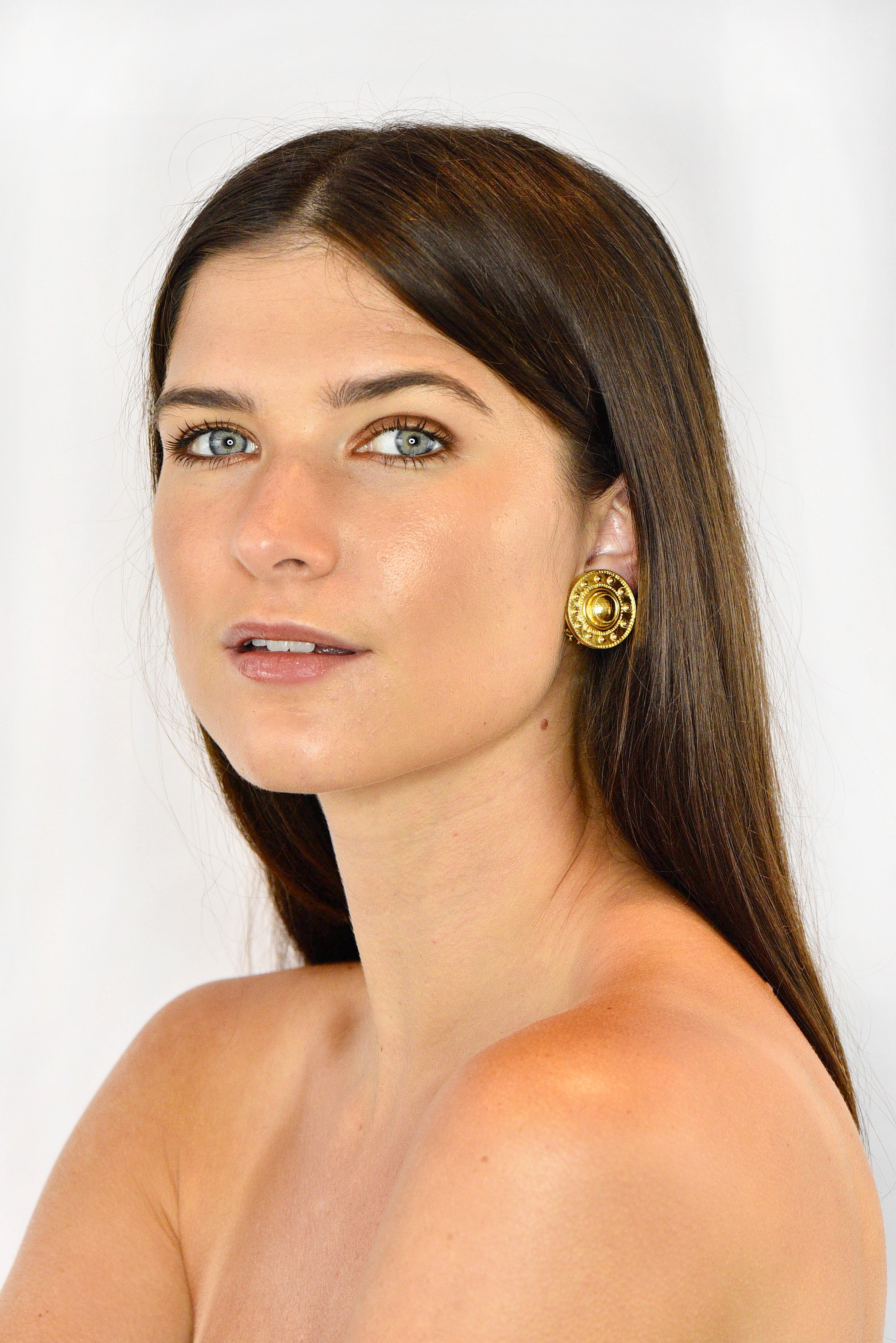 Elizabeth Locke Contemporary 18 Karat Gold Daisy Earrings - Wilson's Estate Jewelry