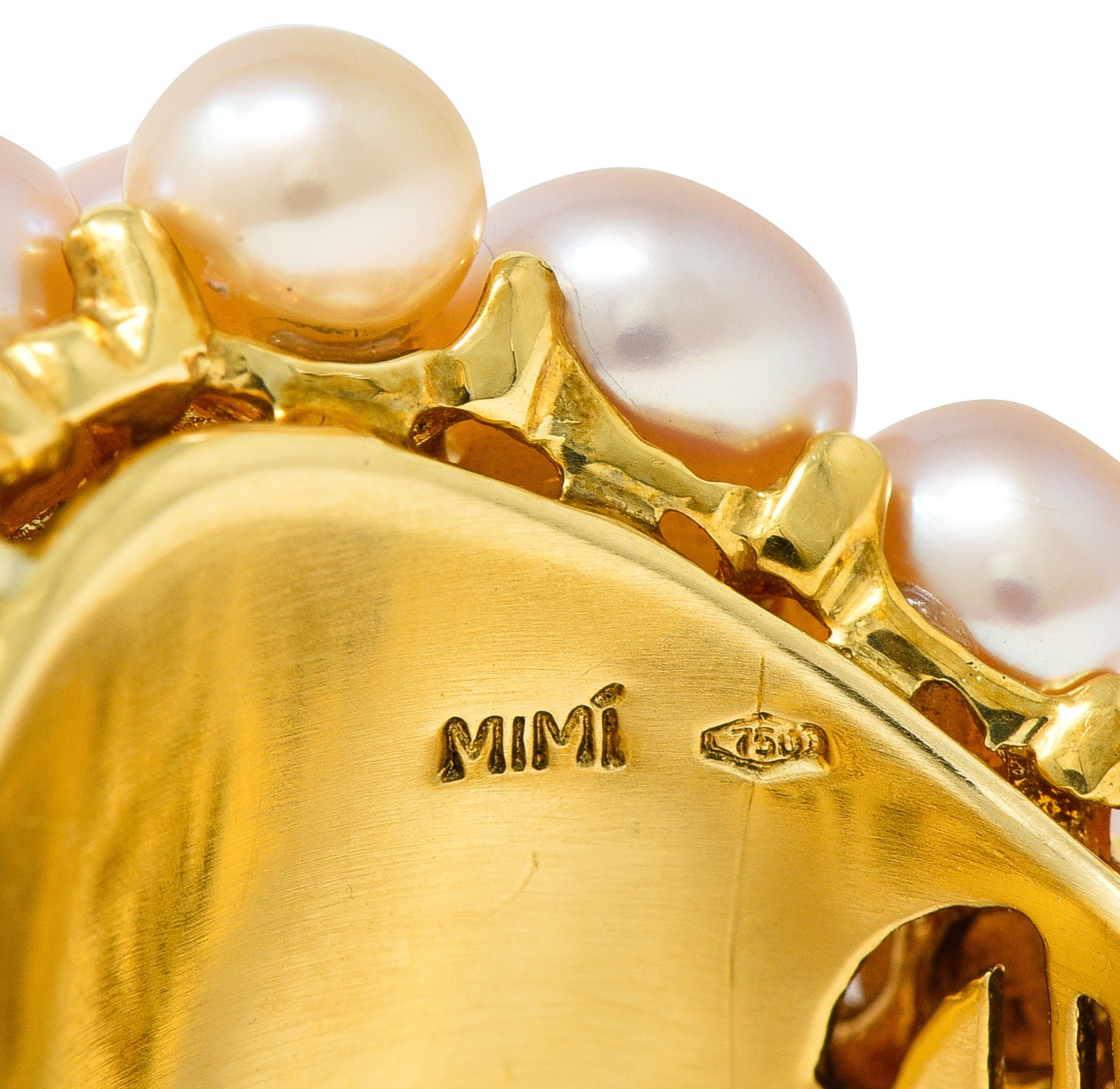 Mimi Milano Rose Quartz Pink Pearl 18 Karat Yellow Gold Cocktail Ring Wilson's Estate Jewelry