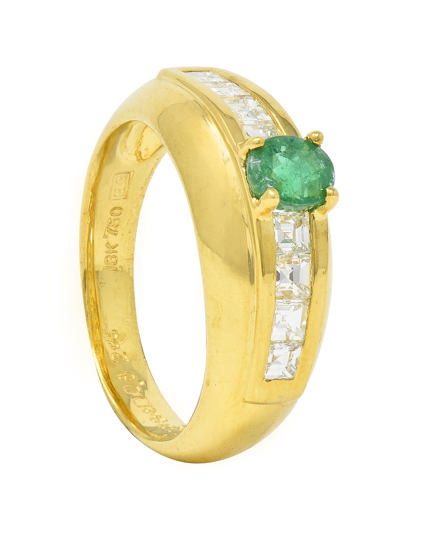 1980's 1.00 CTW Emerald Diamond 18 Karat Yellow Gold Vintage Gemstone Ring