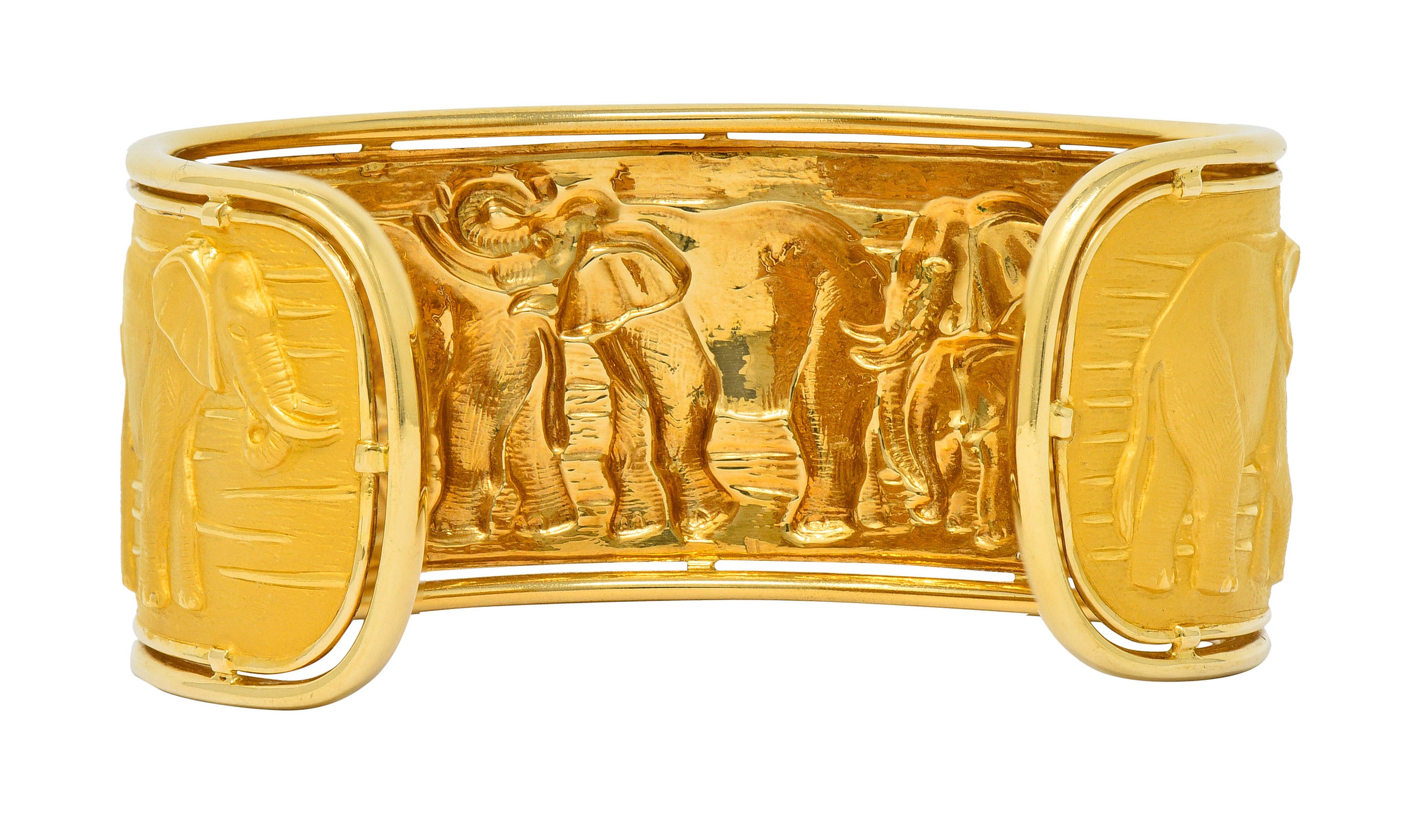 Carrera Y Carrera 18 Karat Gold Elephant Cuff Braceletbracelet - Wilson's Estate Jewelry