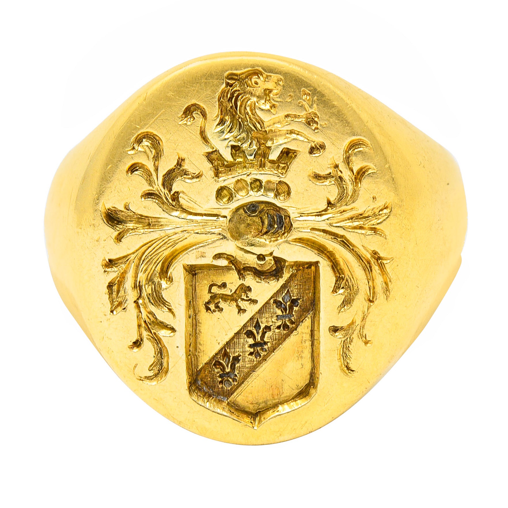 1940's Retro 14 Karat Yellow Gold Unisex Lion Shield Signet Heraldry Ringring - Wilson's Estate Jewelry