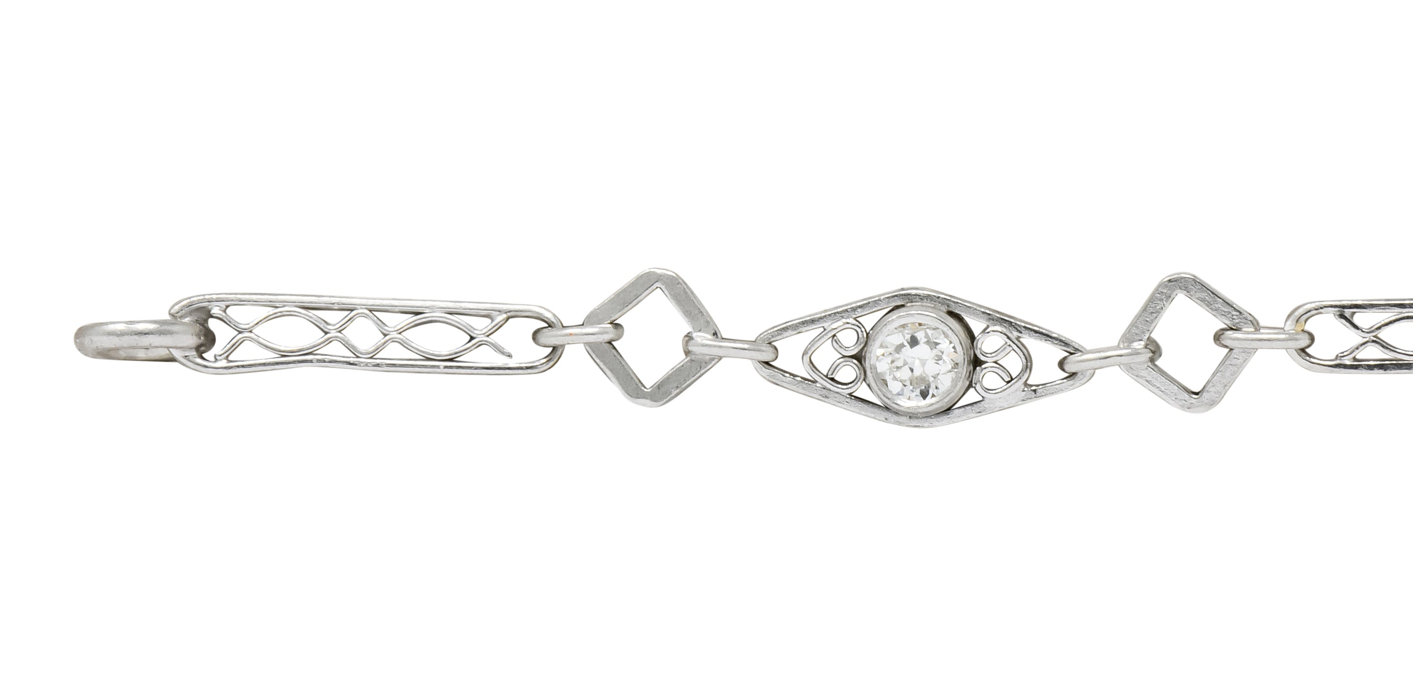 Graceful Art Deco Diamond Platinum Filigree Link Bracelet - Wilson's Estate Jewelry